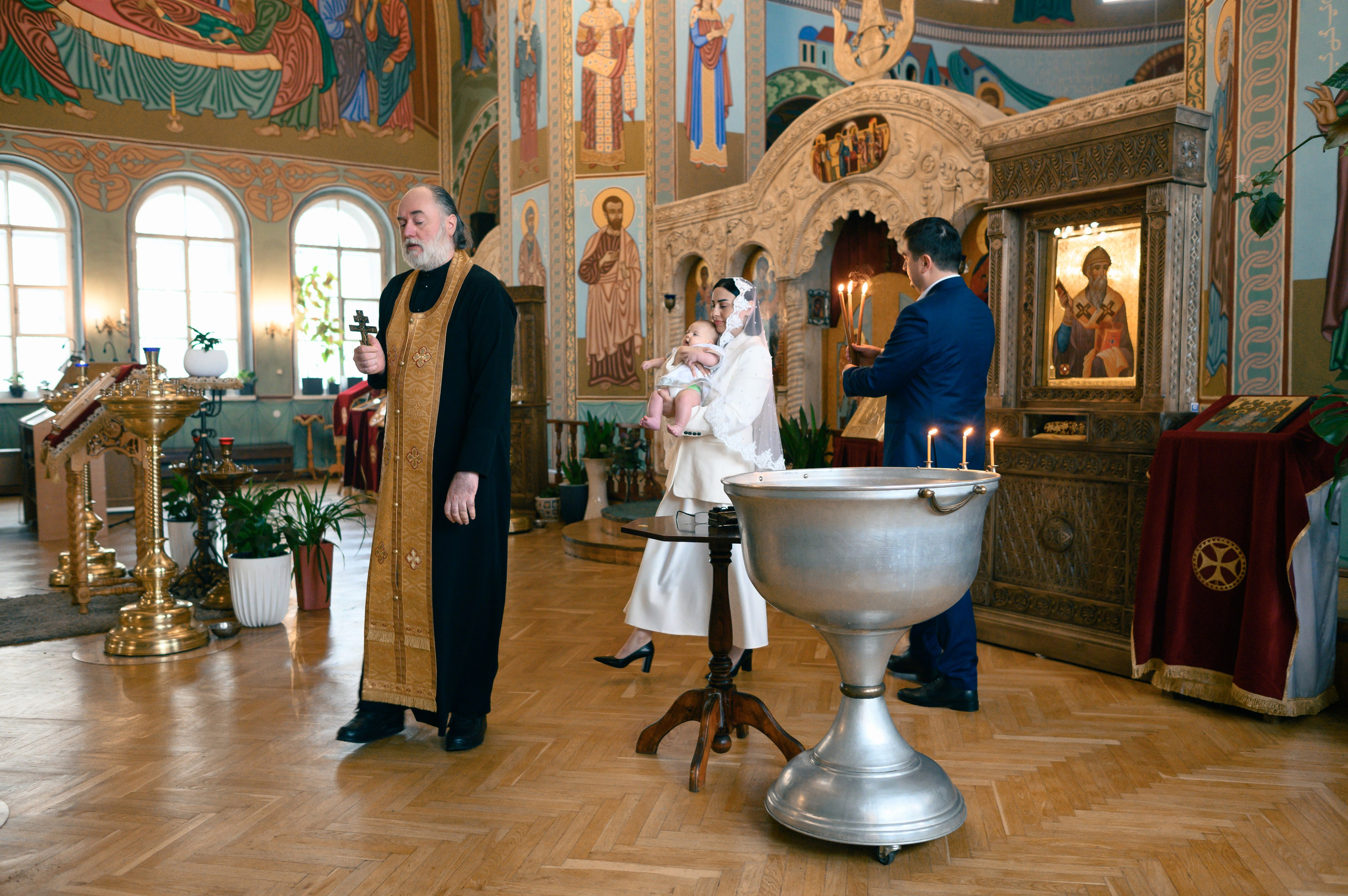 Крещение в Грузинском храме (СПб). Семейный и свадебный фотограф в Санкт-Петербурге Серафима Смирнова