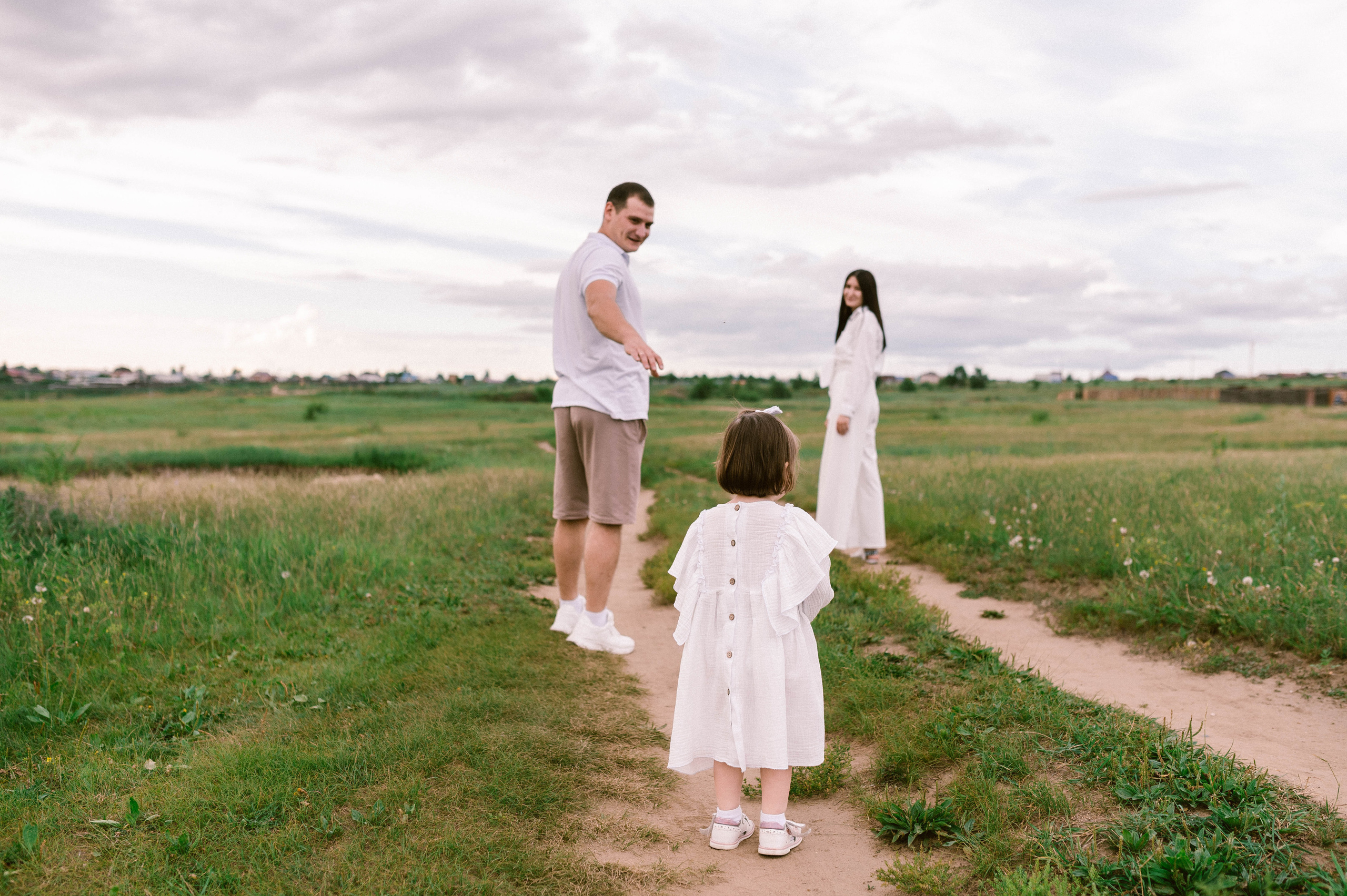 Саша, Настя и Соня. Свадебный и семейный фотограф в Чите Юлия Оранская