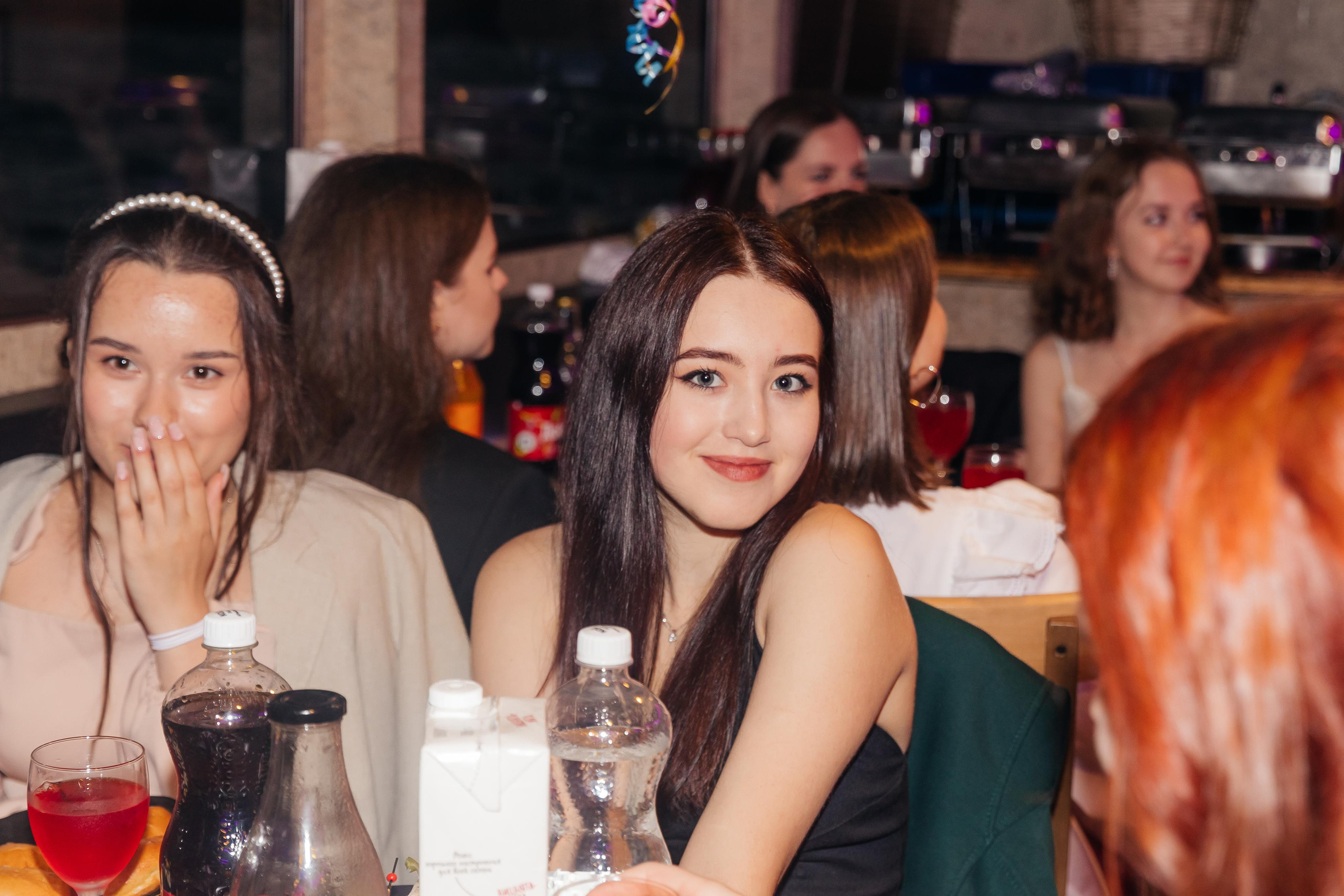 Выпускной на кораблике. Семейный фотограф в Санкт-Петербурге Ева Маркова