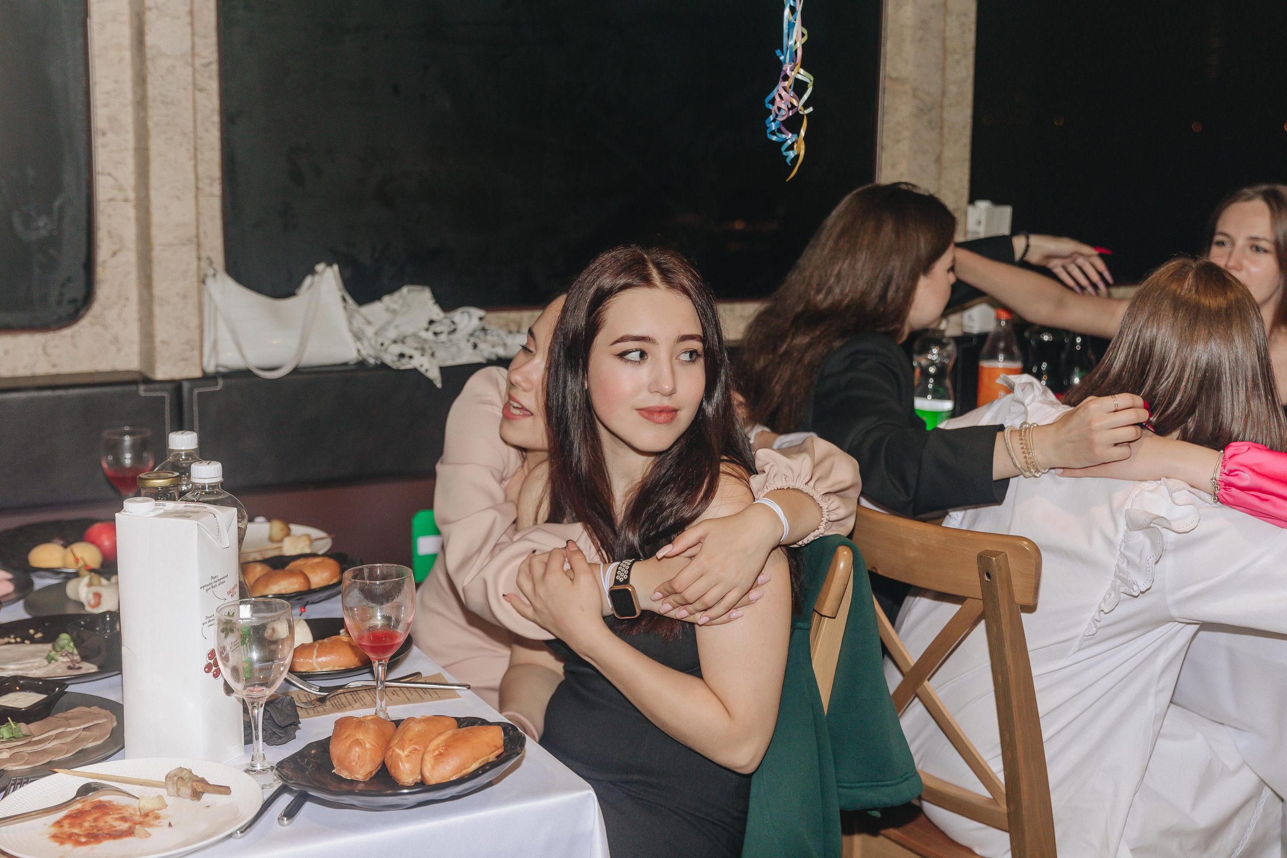 Выпускной на кораблике. Семейный фотограф в Санкт-Петербурге Ева Маркова