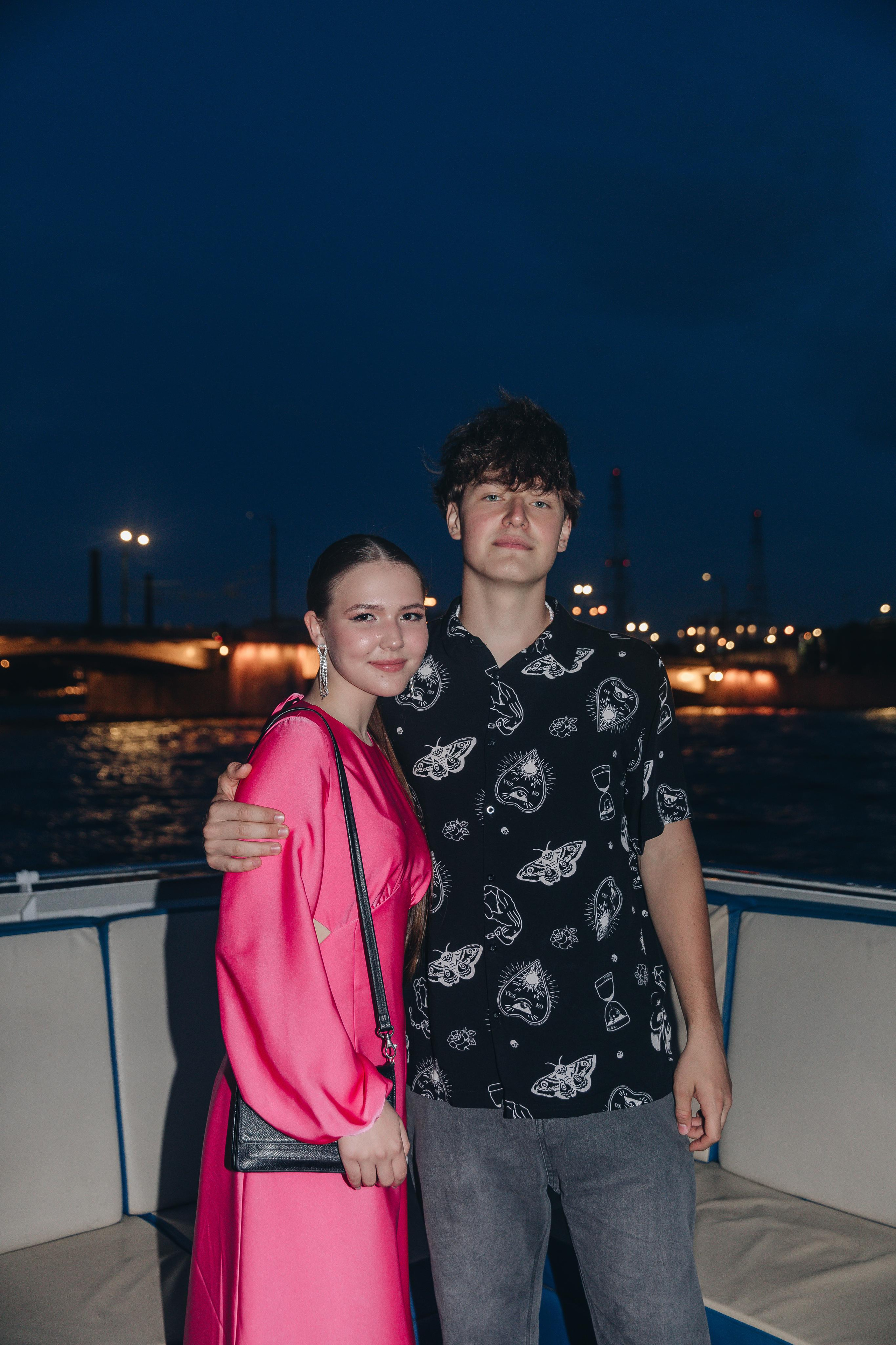 Выпускной на кораблике. Семейный фотограф в Санкт-Петербурге Ева Маркова