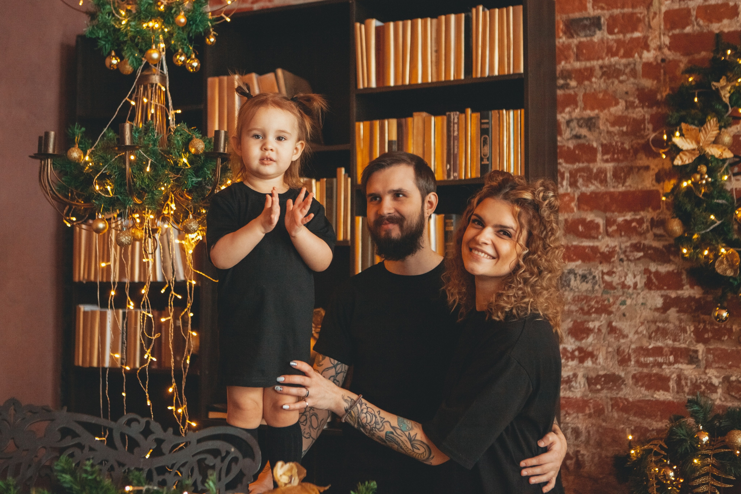 Новогодняя семейная фотосессия в студии. Фотограф Ольга Ефремова