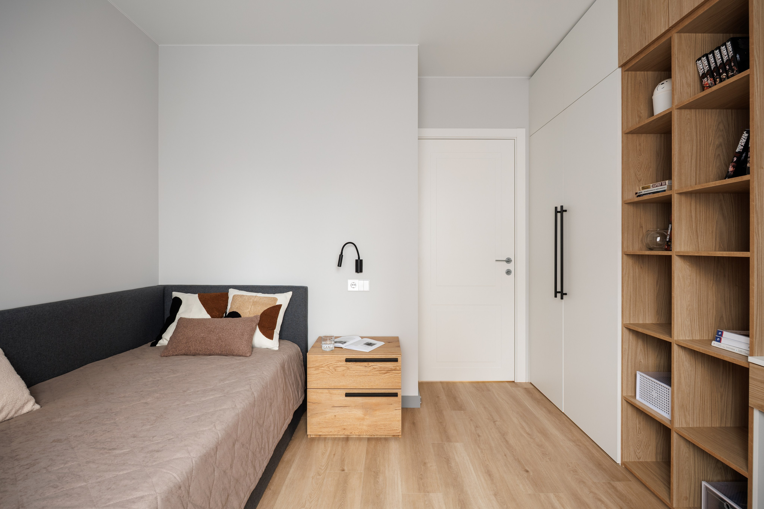 Трёхкомнатная квартира, Богатырский пр-кт