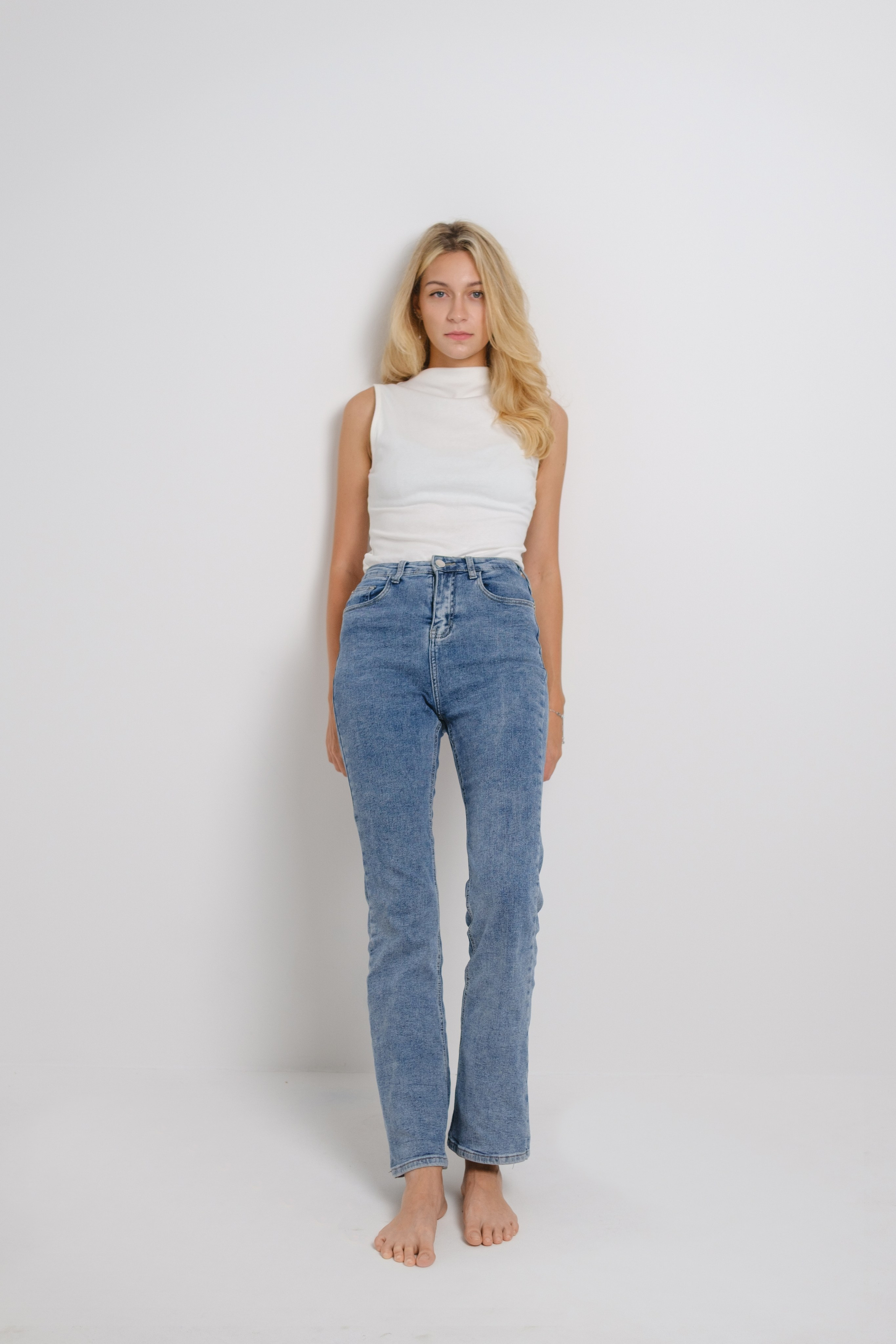 Valerie for Model Comp Card. Photographer | Retoucher