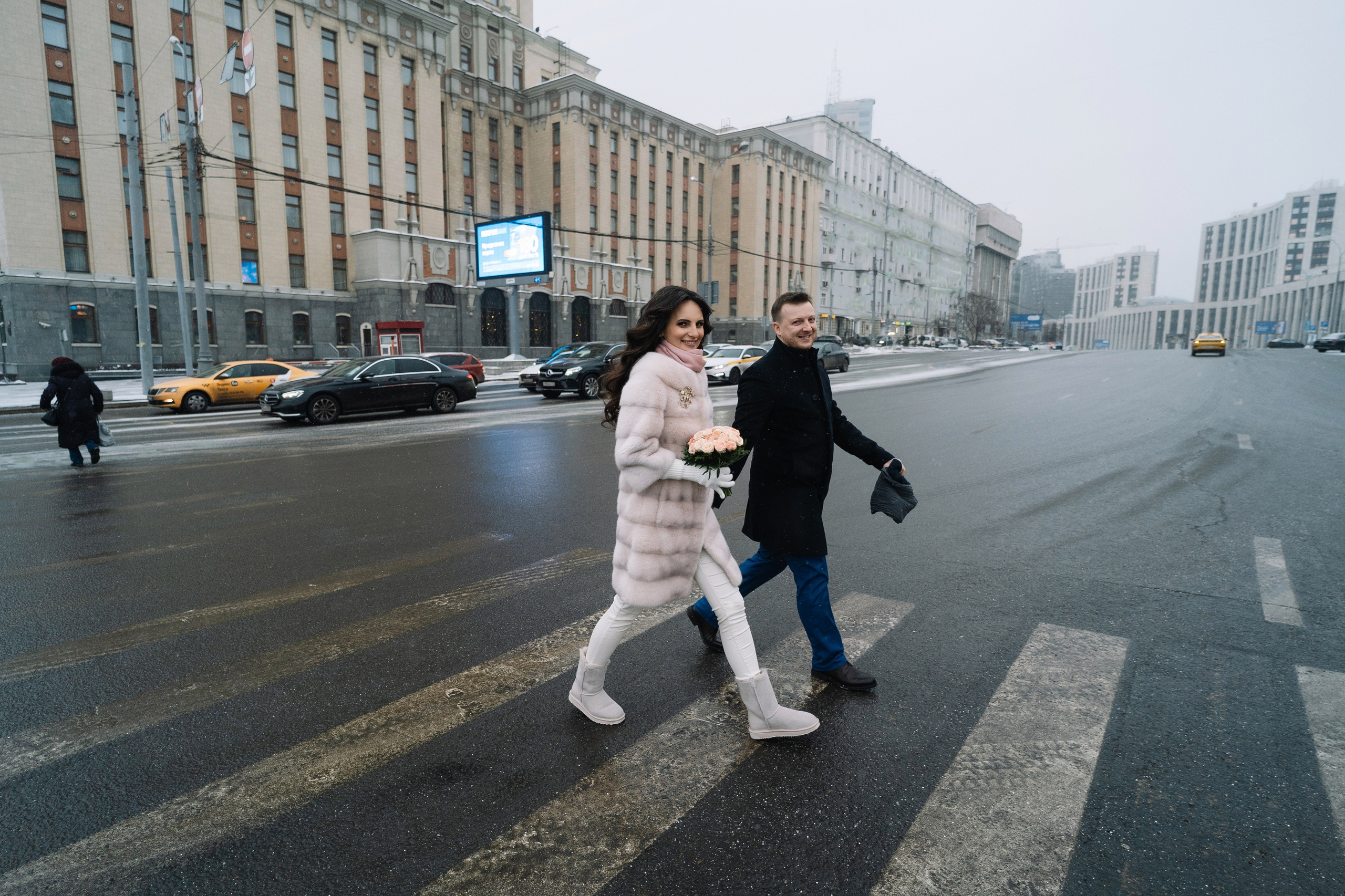 Свадебная фотосессия Лилии и Романа, прогулка в центре Москвы. Свадебный фотограф в Тамбове Павел Четвертков
