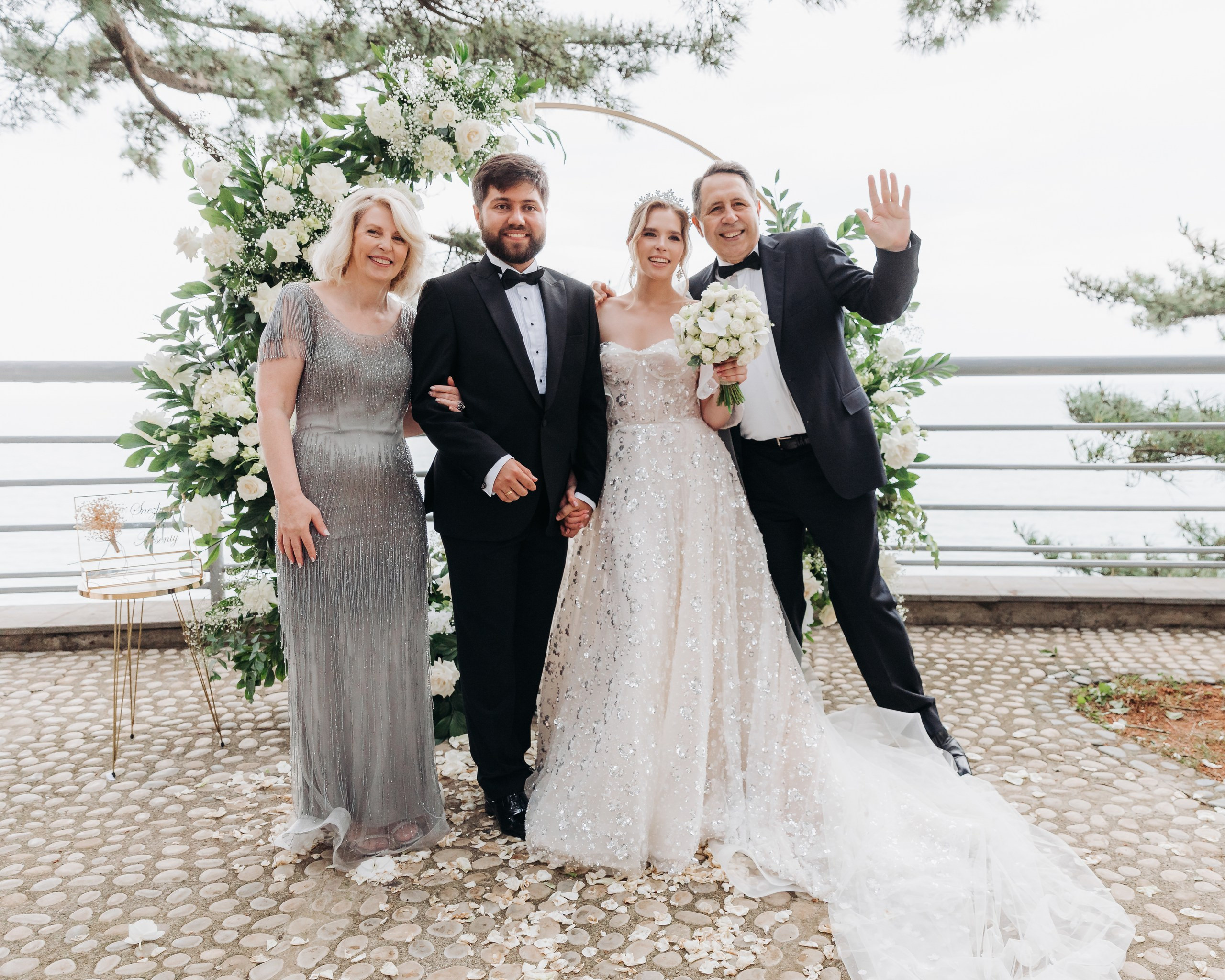Arseniy & Snezhana (Batumi, Georgia). Destination wedding photographer Peter Letu