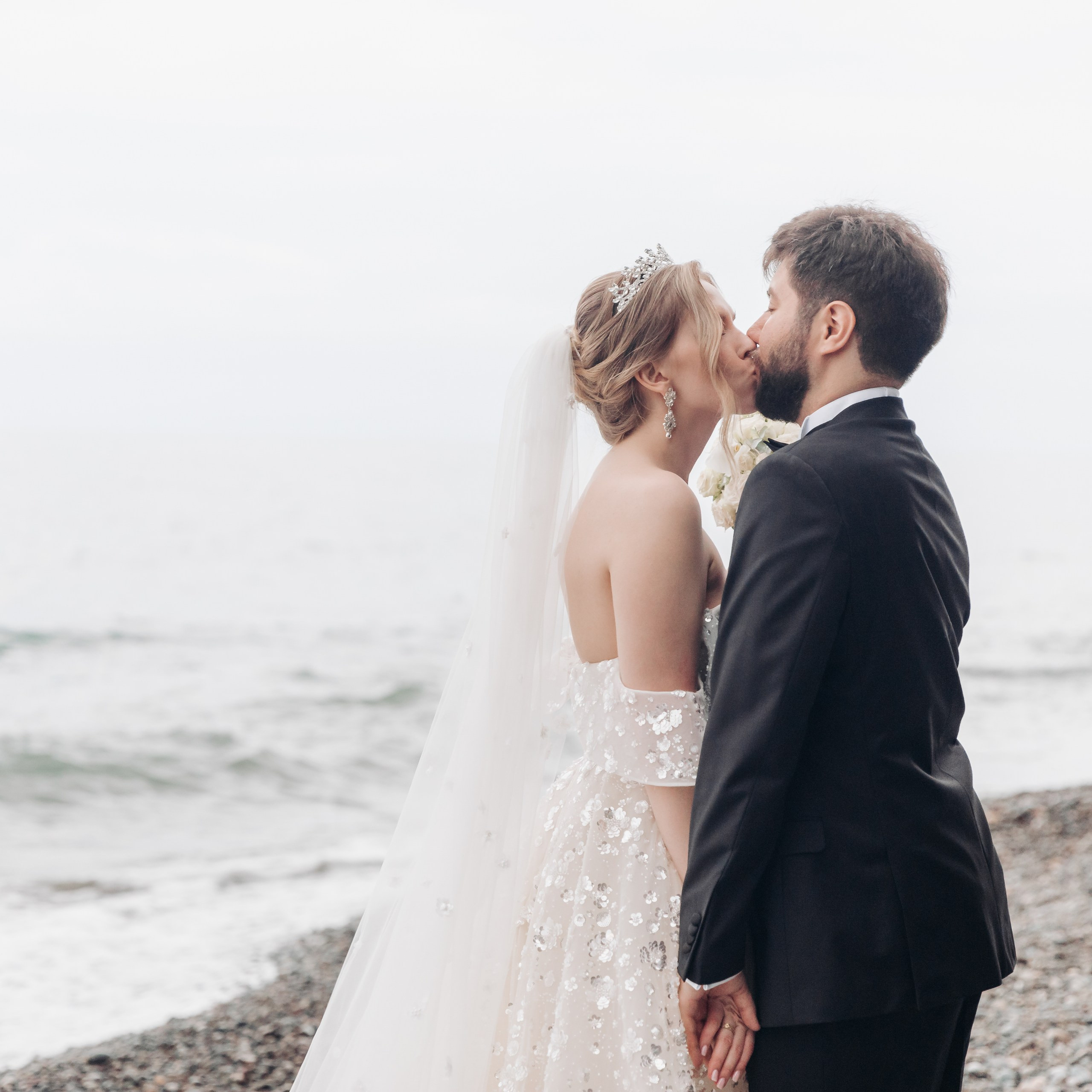 Arseniy & Snezhana (Batumi, Georgia). Destination wedding photographer Peter Letu