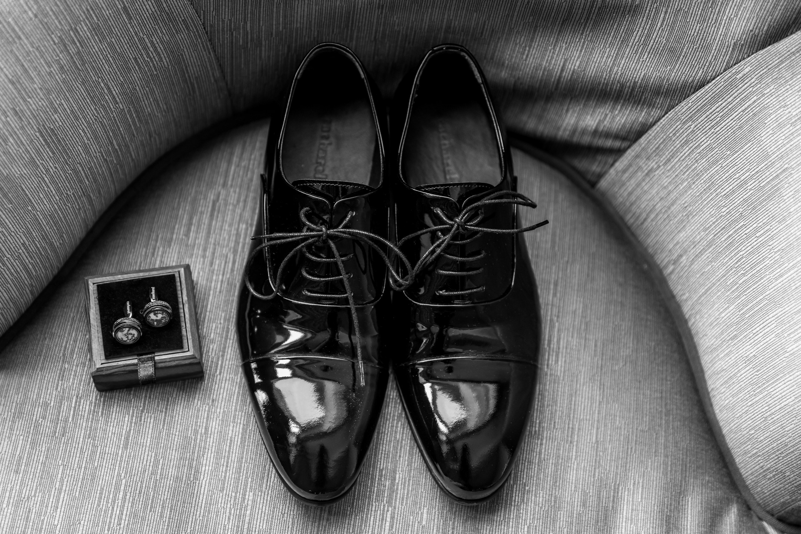 Arseniy & Snezhana (Batumi, Georgia). Destination wedding photographer Peter Letu