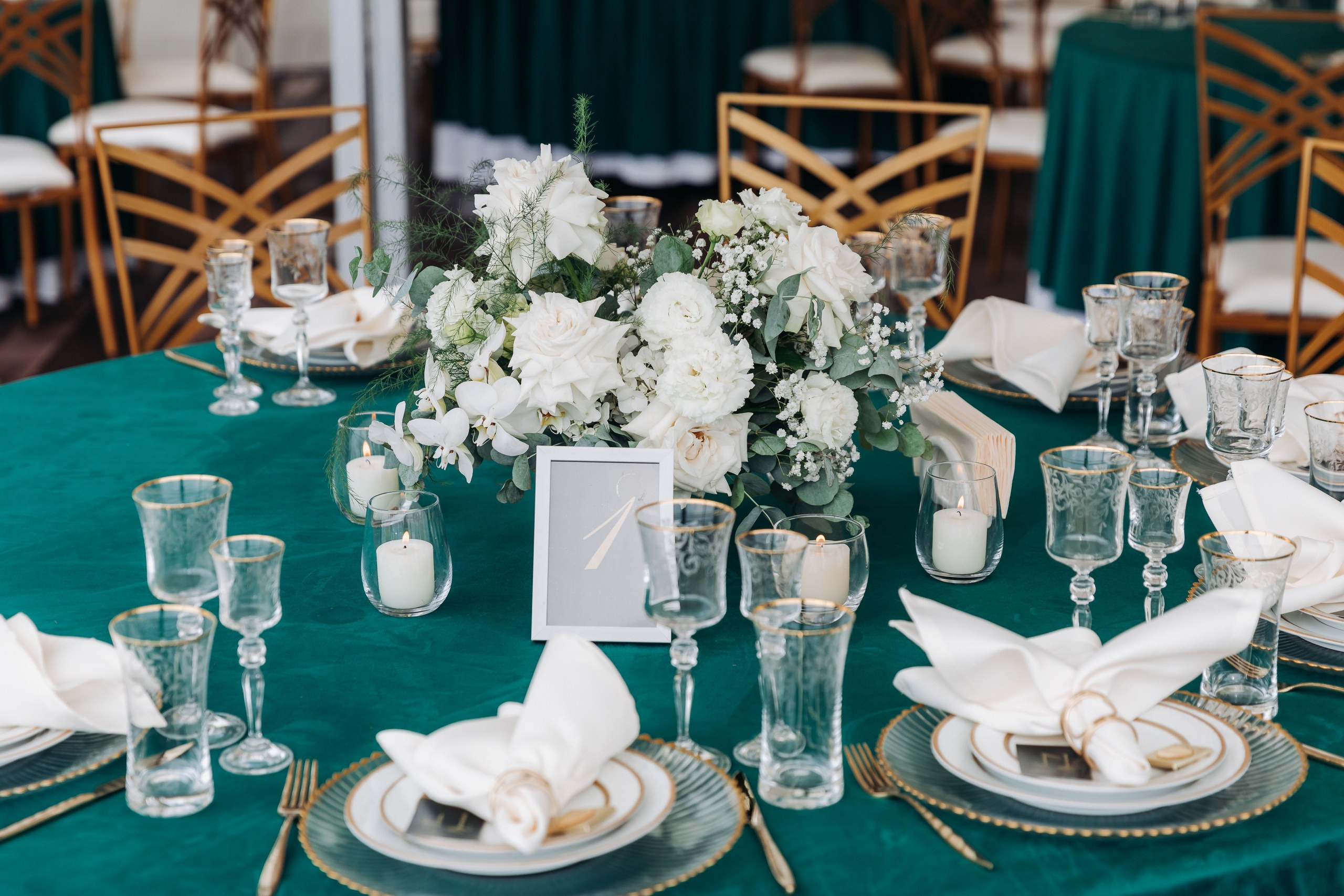 Arseniy & Snezhana (Batumi, Georgia). Destination wedding photographer Peter Letu