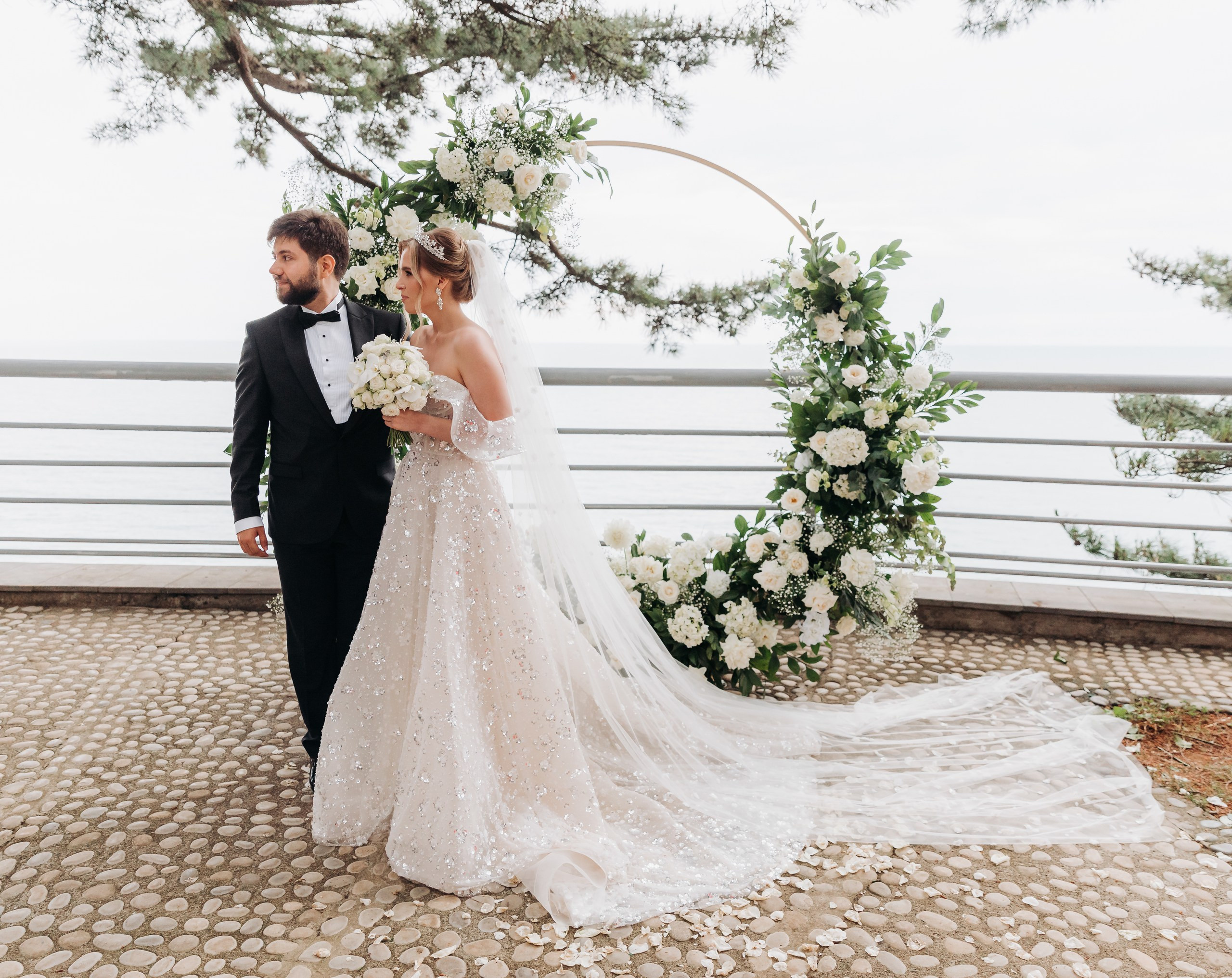 Arseniy & Snezhana (Batumi, Georgia). Destination wedding photographer Peter Letu