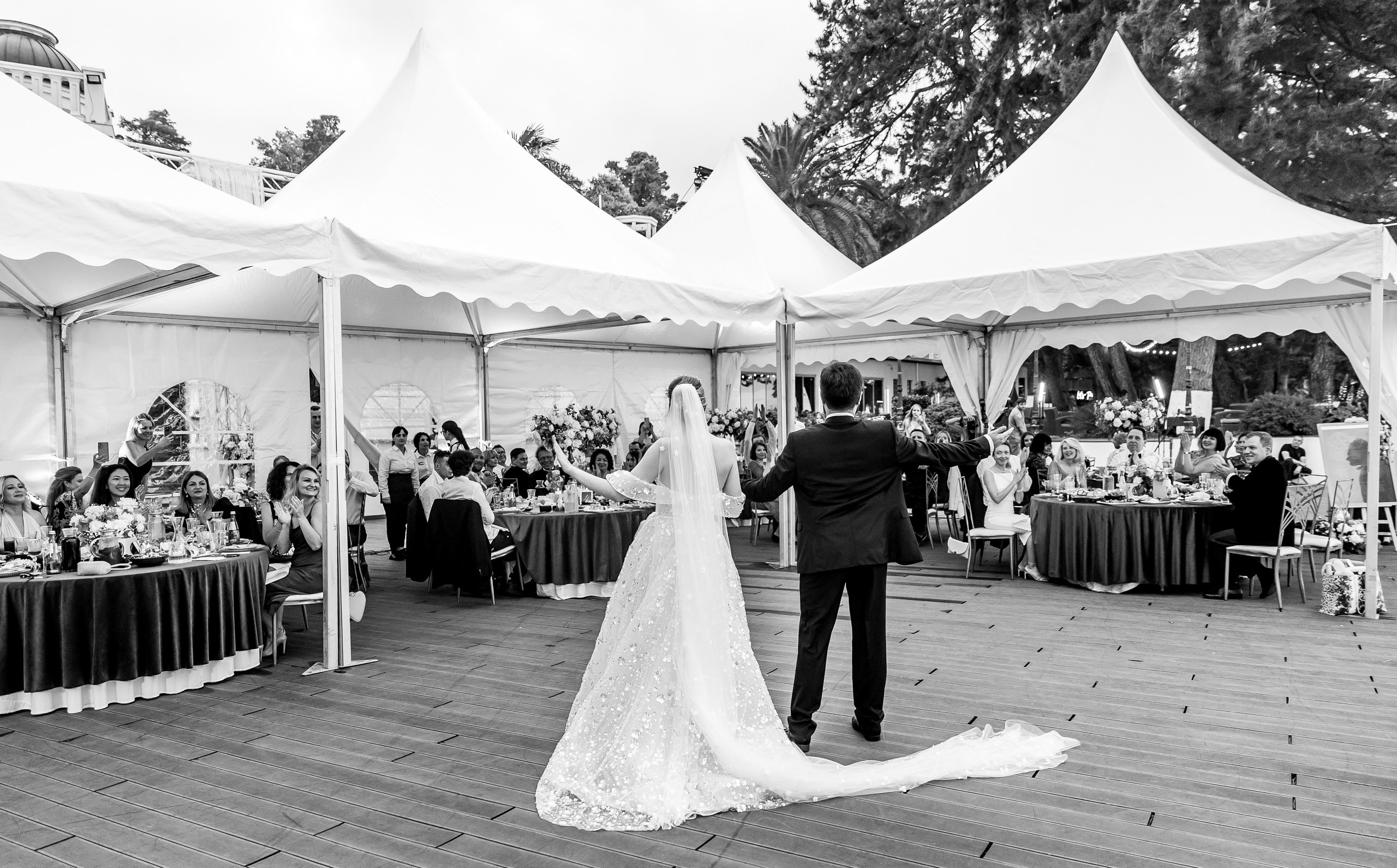 Arseniy & Snezhana (Batumi, Georgia). Destination wedding photographer Peter Letu