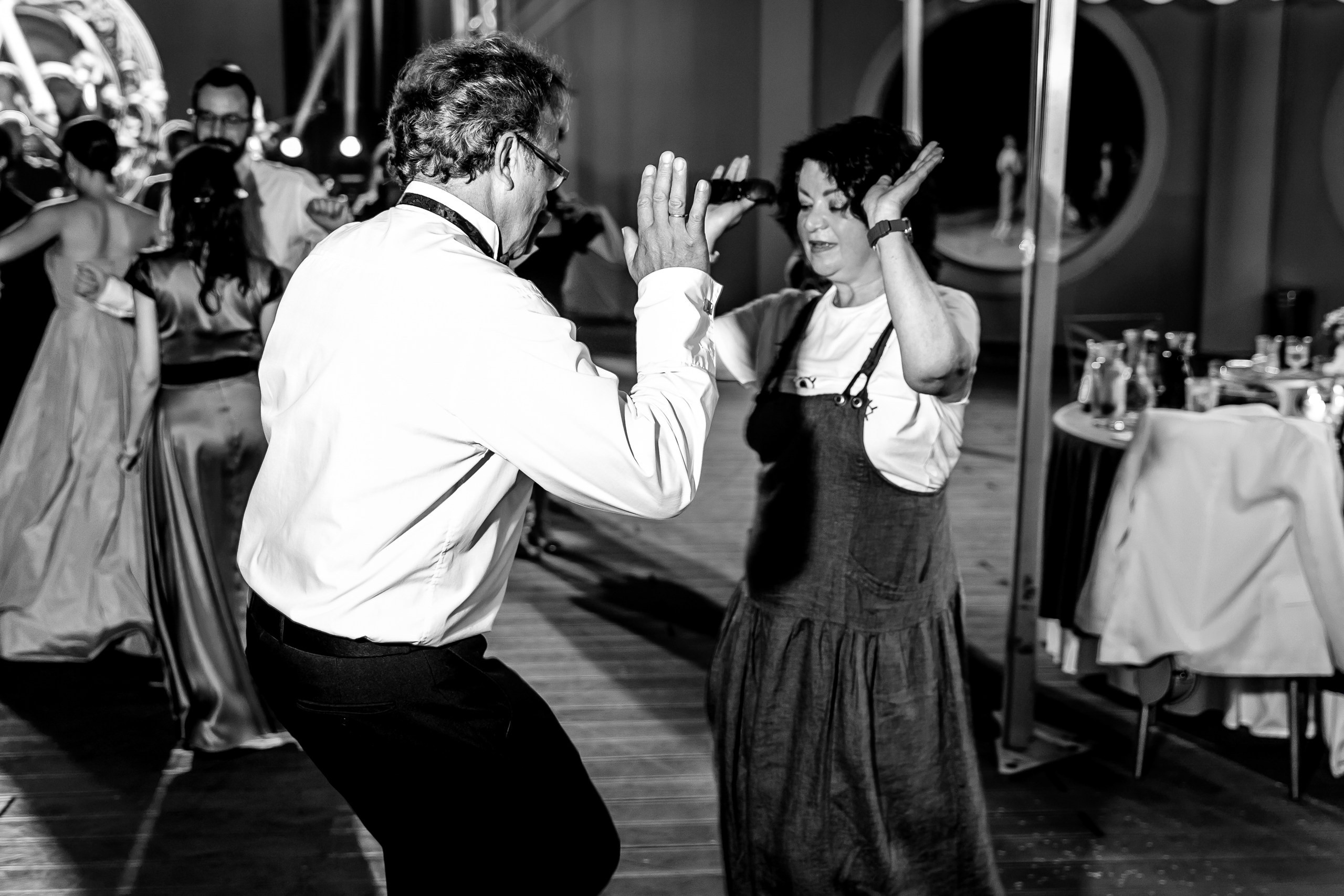 Arseniy & Snezhana (Batumi, Georgia). Destination wedding photographer Peter Letu