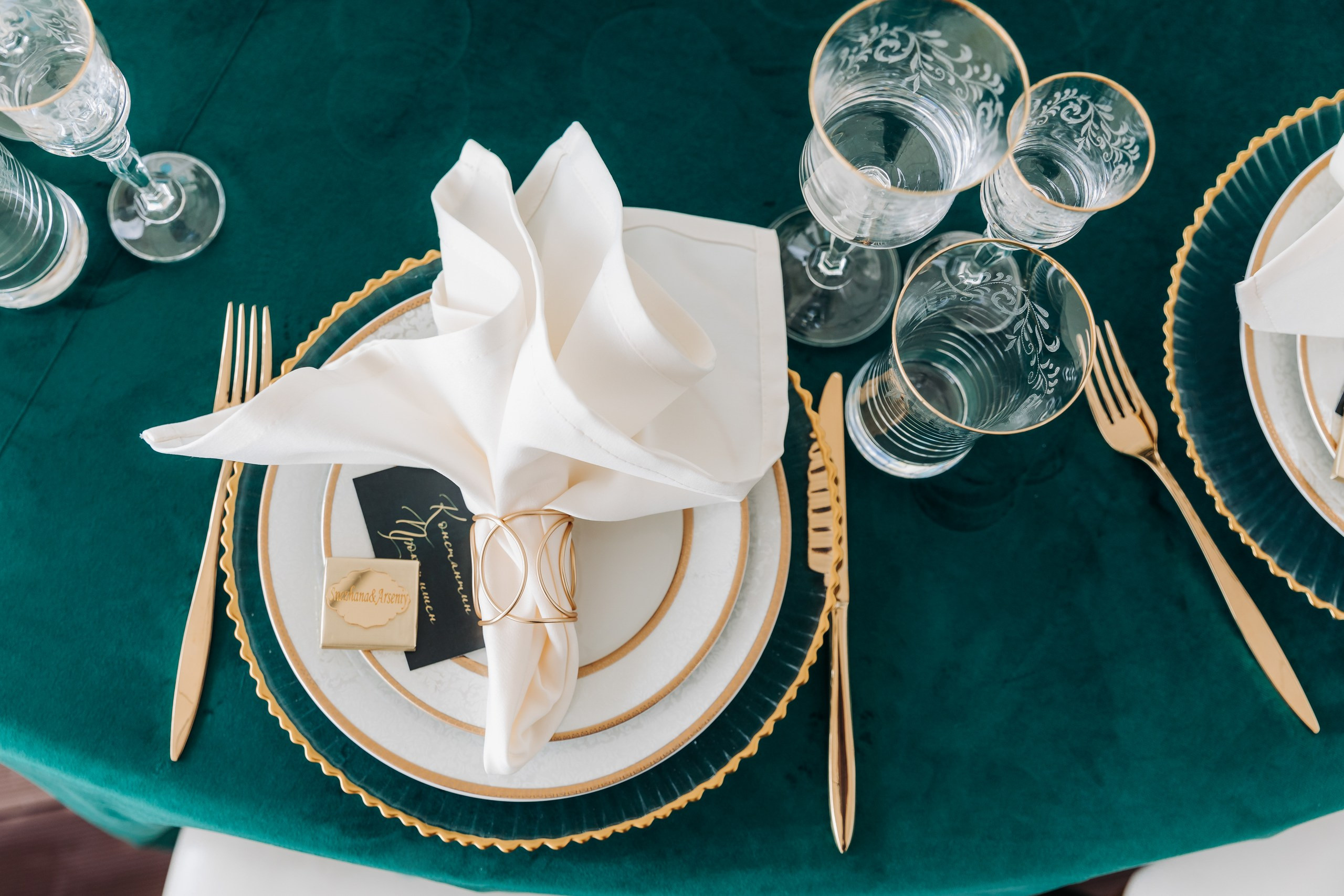 Arseniy & Snezhana (Batumi, Georgia). Destination wedding photographer Peter Letu