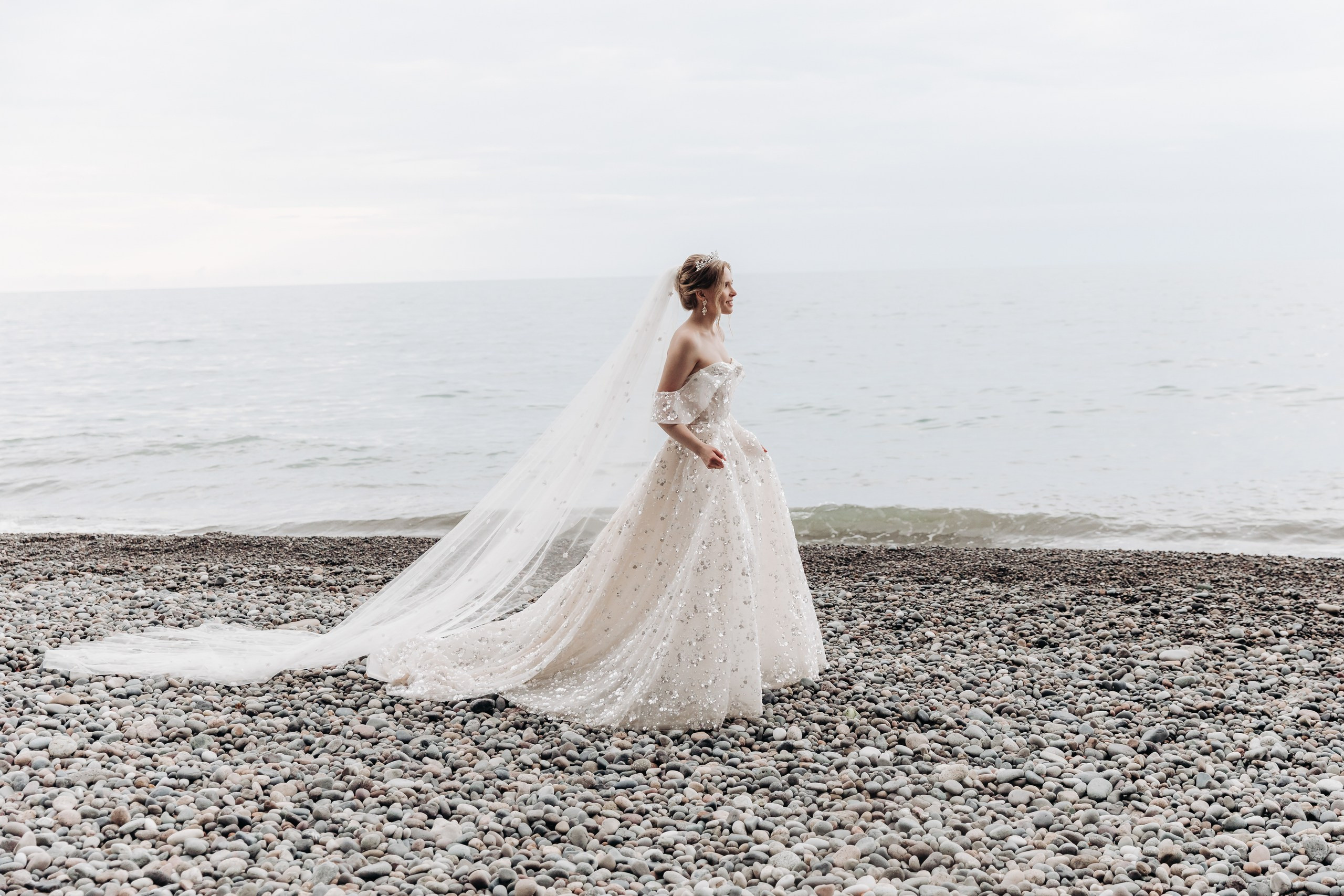 Arseniy & Snezhana (Batumi, Georgia). Destination wedding photographer Peter Letu