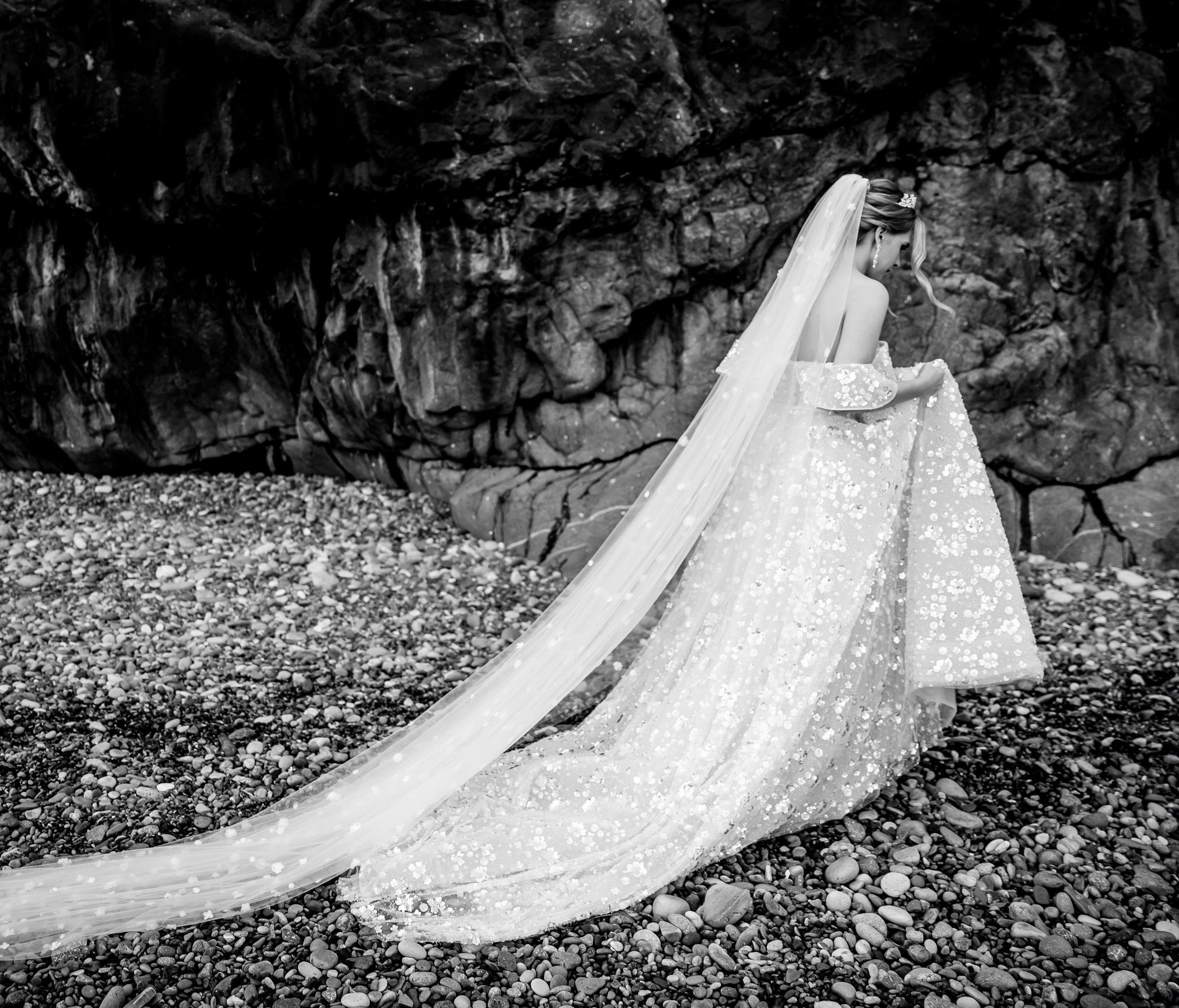 Arseniy & Snezhana (Batumi, Georgia). Destination wedding photographer Peter Letu