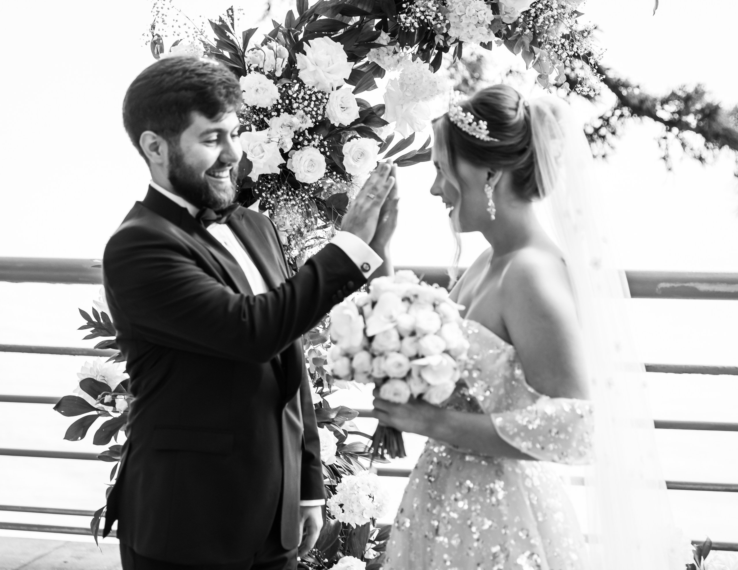 Arseniy & Snezhana (Batumi, Georgia). Destination wedding photographer Peter Letu