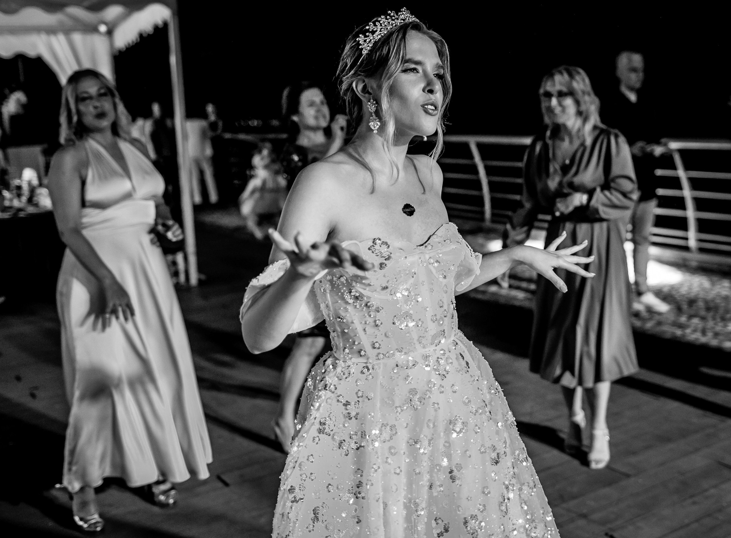 Arseniy & Snezhana (Batumi, Georgia). Destination wedding photographer Peter Letu