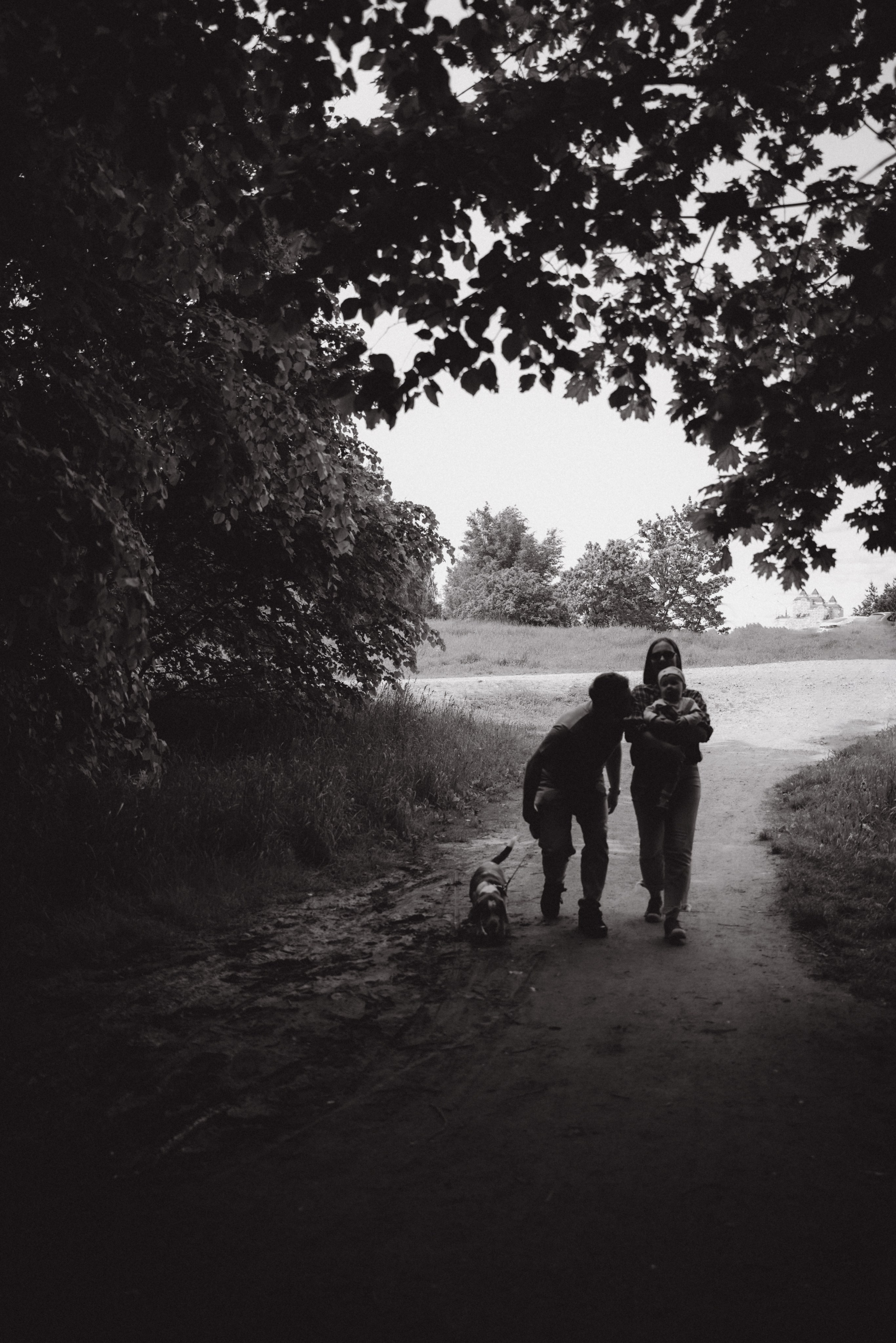 Настя, Женя, Мирон и Изи. Фотограф Мария Миллс | Минск