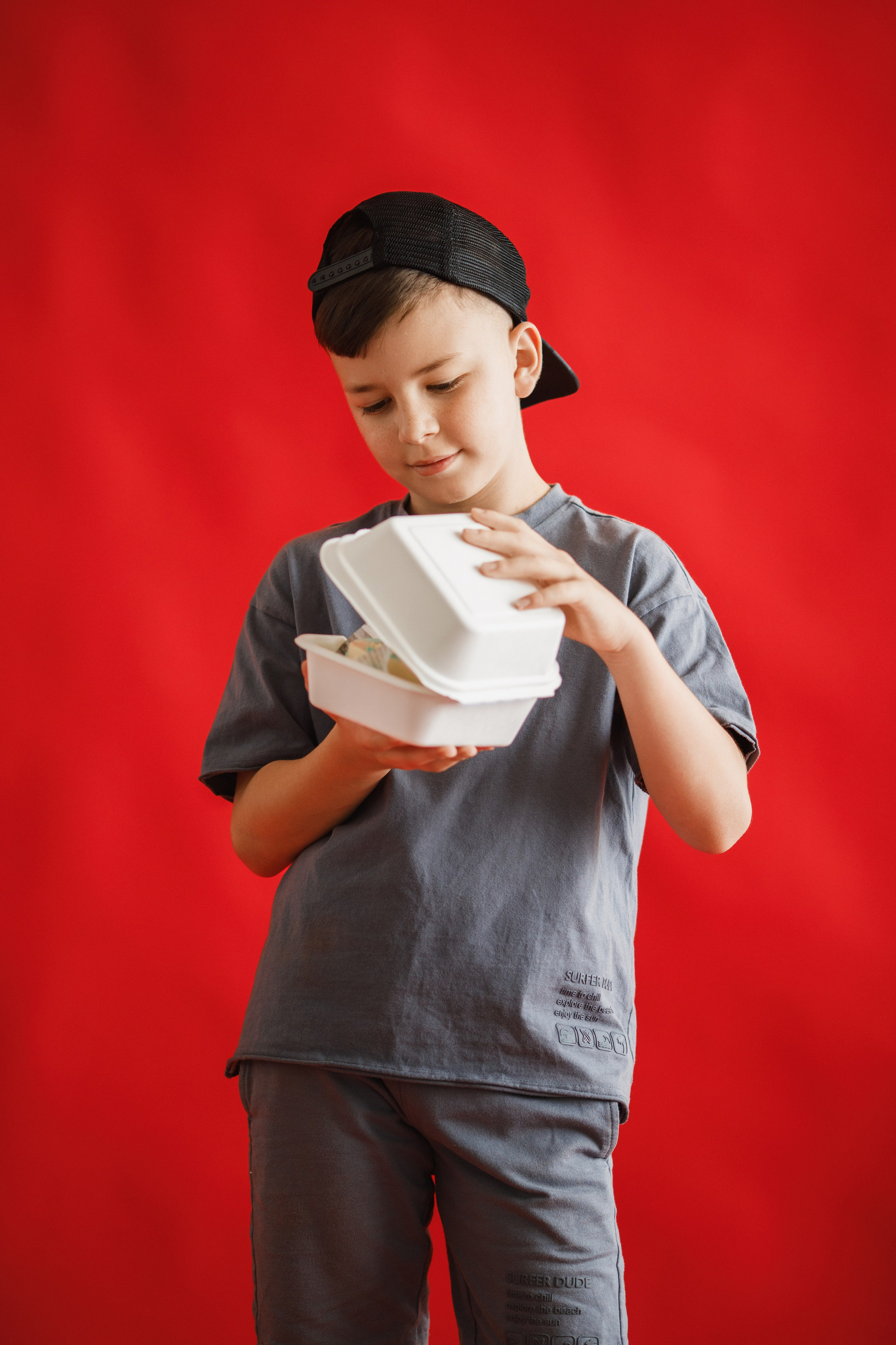 Семейная фотосессия с бенто-тортом. Фотограф во Владикавказе Юрий Геворгизов