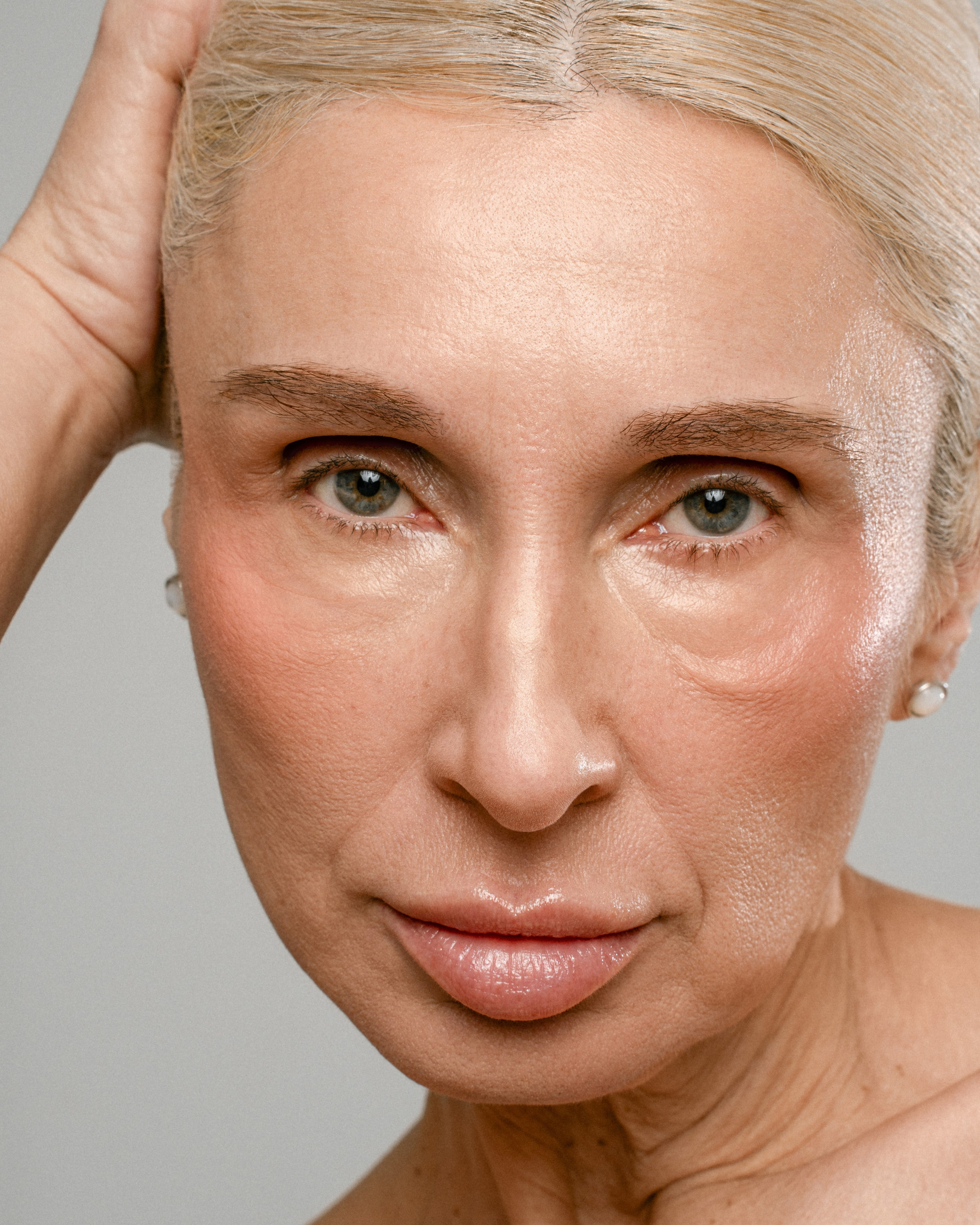 Beauty. Professional photo retouching