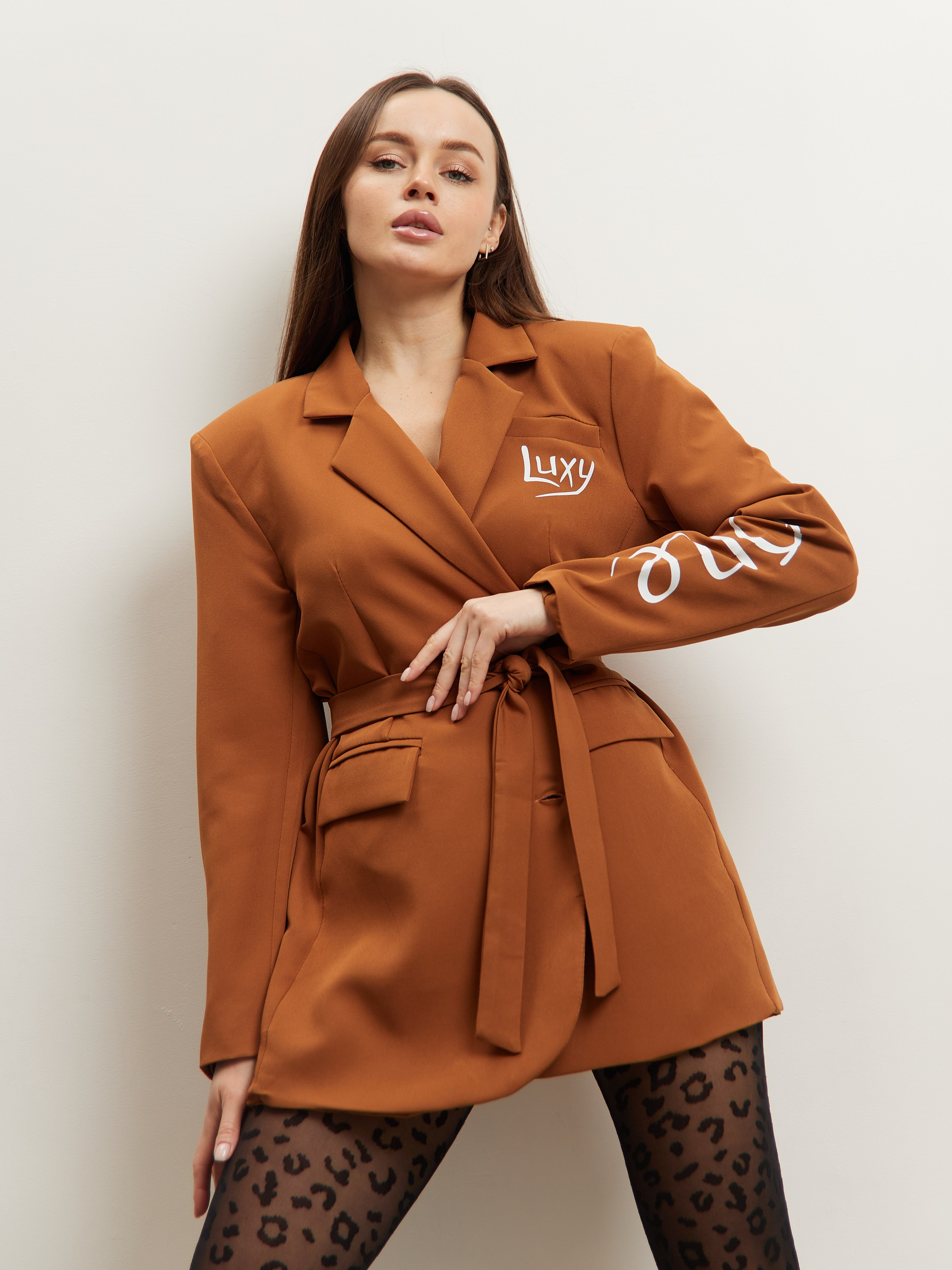 Фотосъемка одежды с моделью в Ростове-на-Дону. Предметный и бизнес фотограф в Ростове-на-Дону Александра Степанова