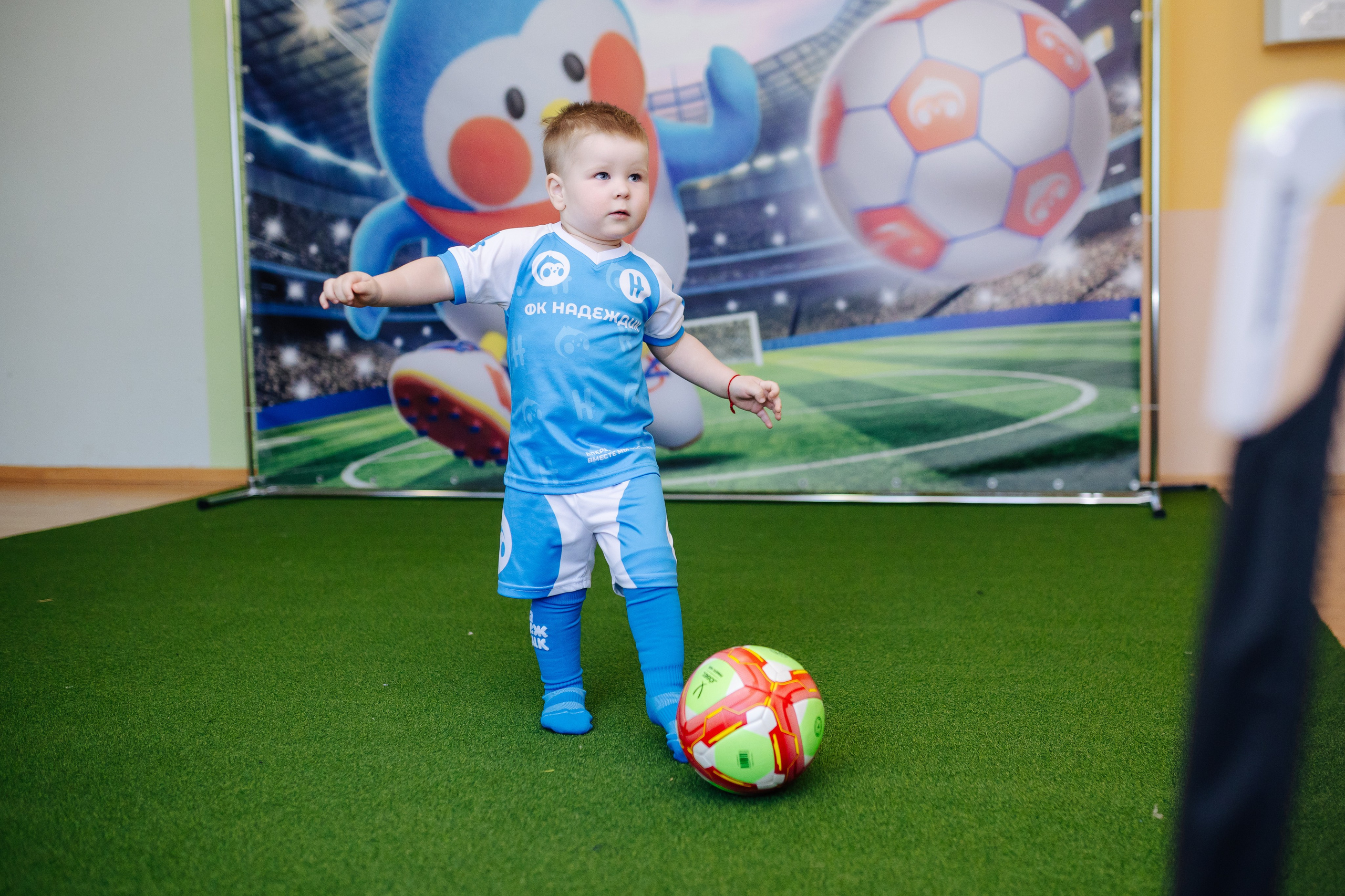 Фотосессия с кубком в детских садах г. Магнитогорска. Денис Прохоров Фотограф в г. Магнитогорск