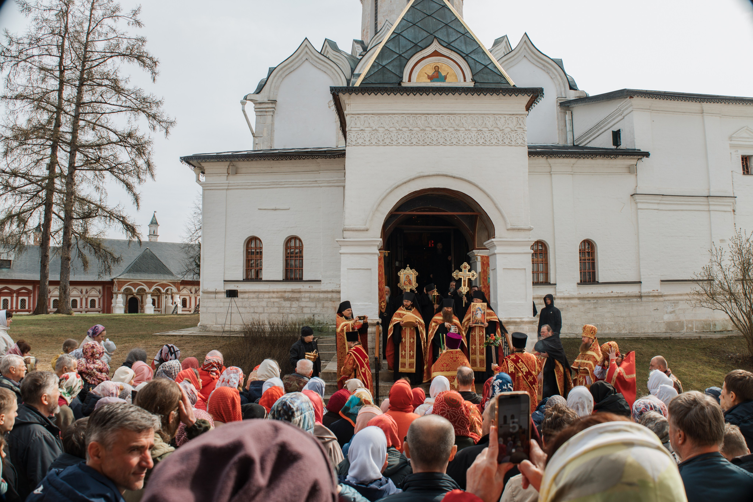 Крестный Ход.Светлый Понедельник.Савиино-Сторожевский Монастырь. Артеменкова Анна Фотограф