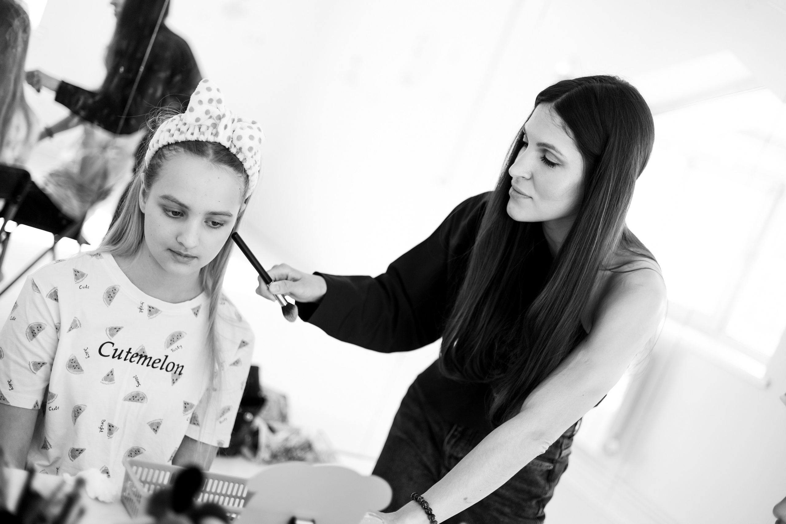 Мастер-класс макияжа для девочек 11-14 лет 29 марта. Фотоотчёт. Школа для девочек во Владивостоке — Само Совершенство