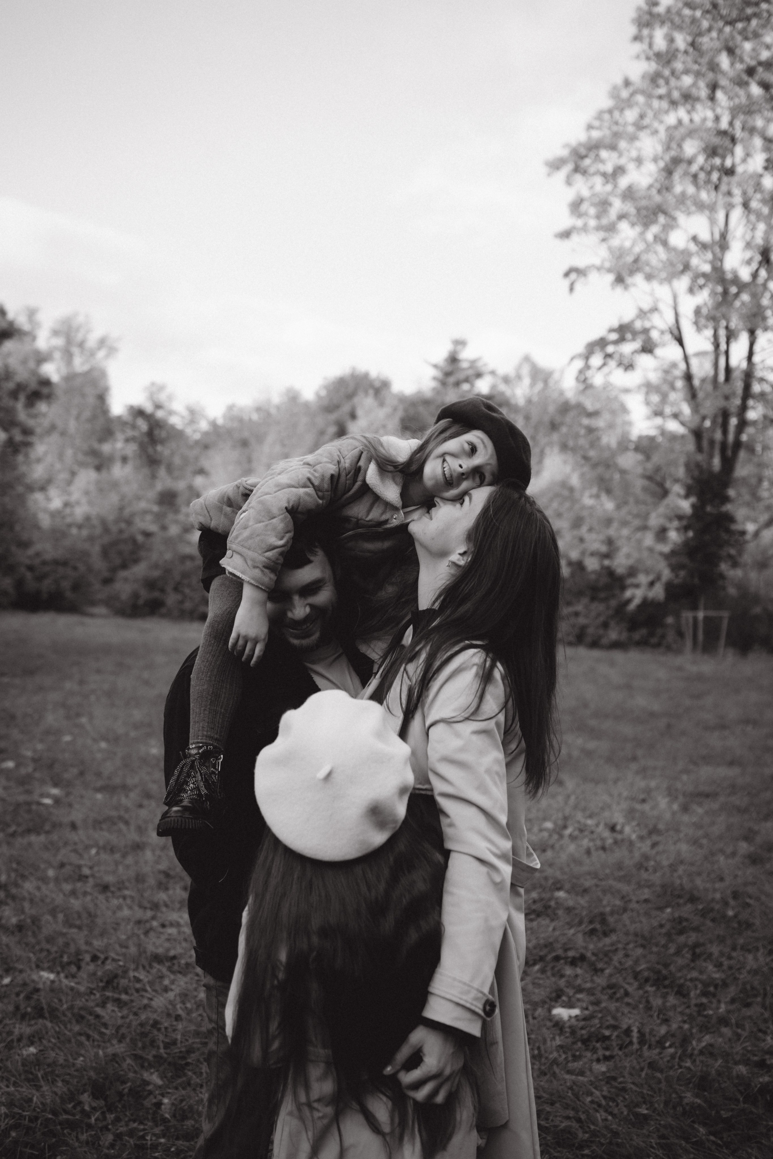 Надя, Женя, Николь и Даша. Дьяконова Валерия семейный и детский фотограф в Санкт-Петербурге