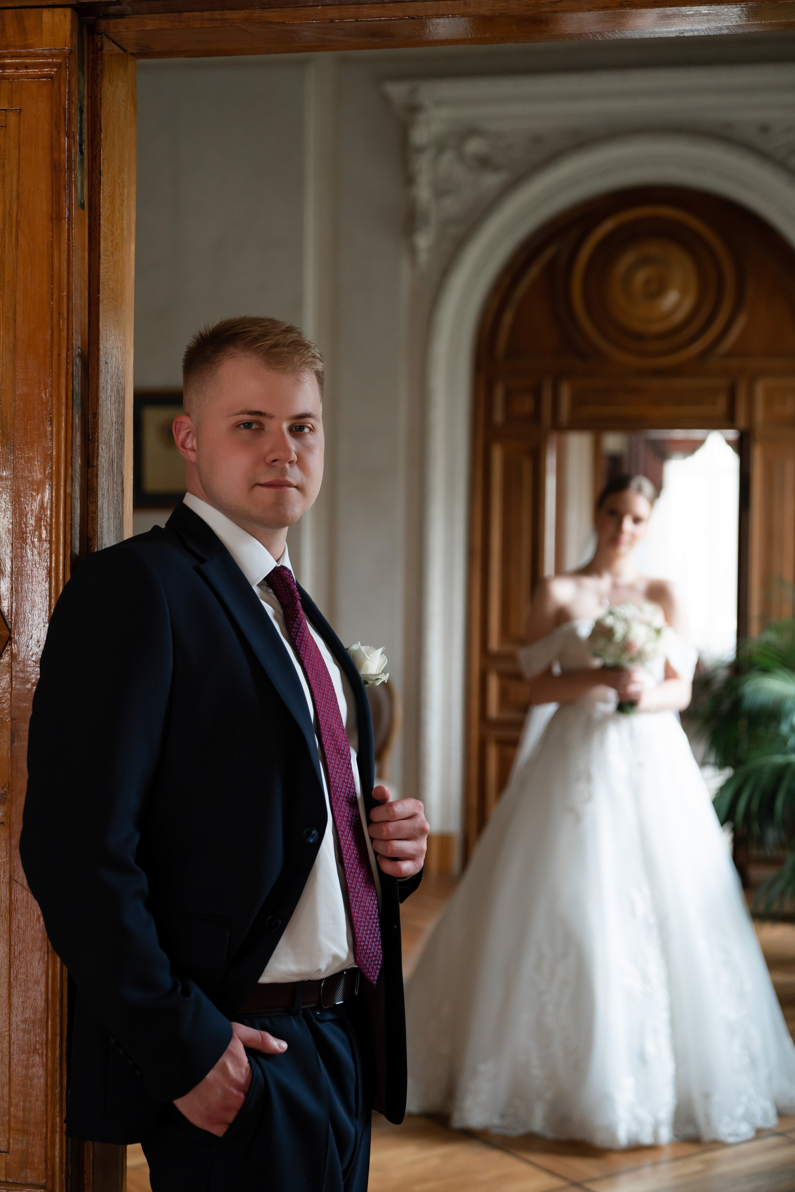 Фотосессия в библиотеке-читальне имени А. С. Пушкина. Свадебный фотограф Вера Климова