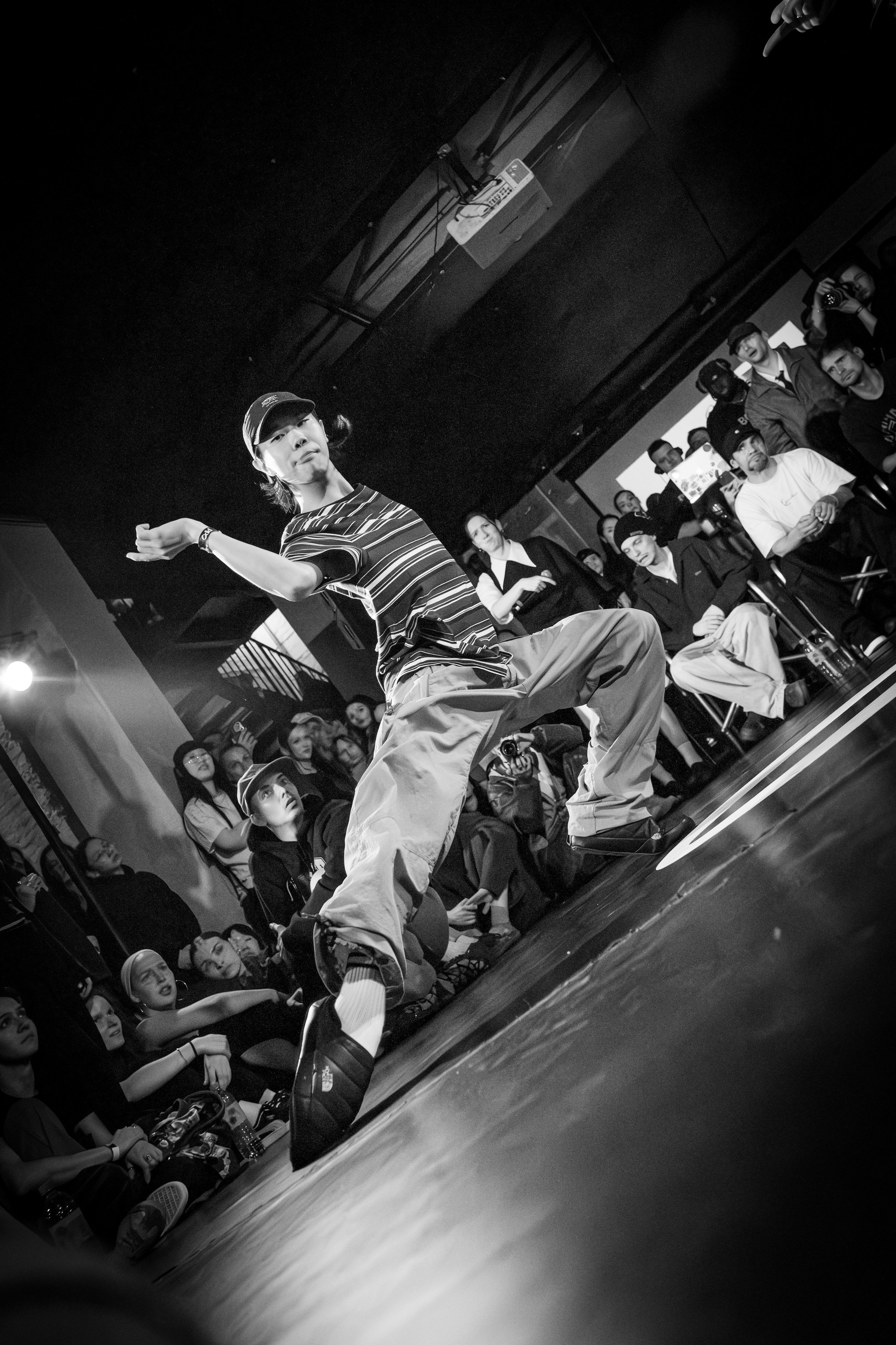 ODD BATTLE 04/05 (@youlovebu). Соня бу тебя сфоткала