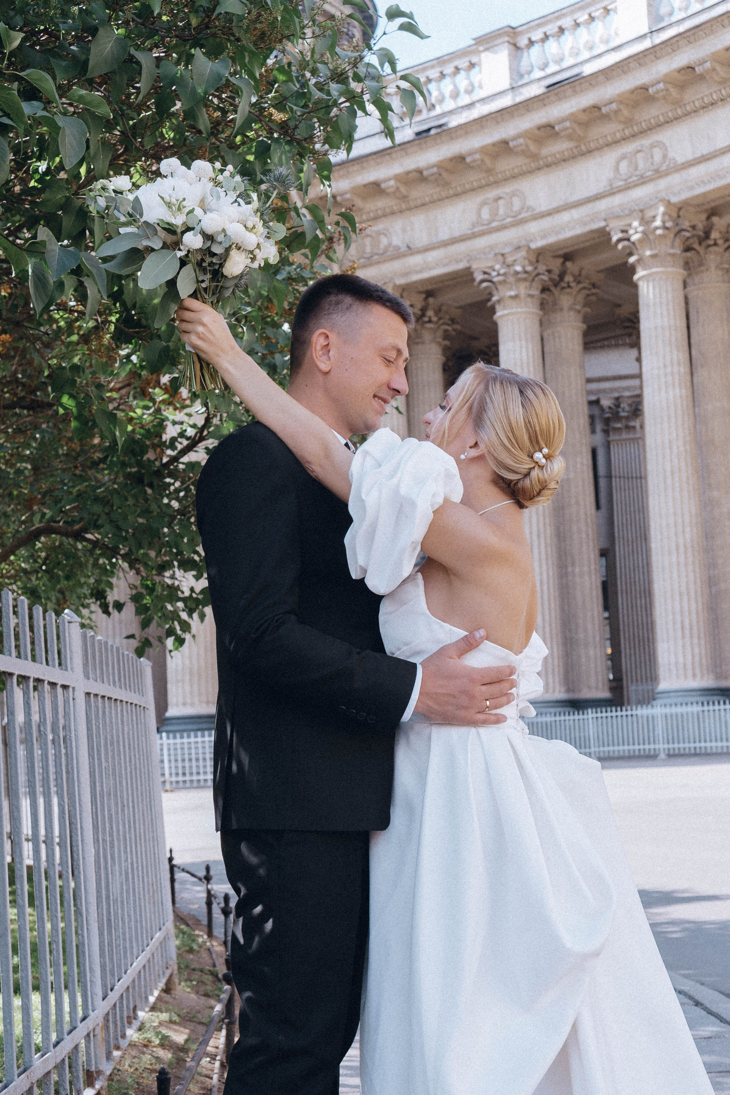 СВАДЕНБНАЯ СЬЕМКА НА КАТЕРЕ ПО КАНАЛАМ САНКТ-ПЕТЕРБУРГА И В АКВАТОРИИ НЕВЫ. Профессиональный фотограф, Санкт-Петербург — Виктория Богомолова