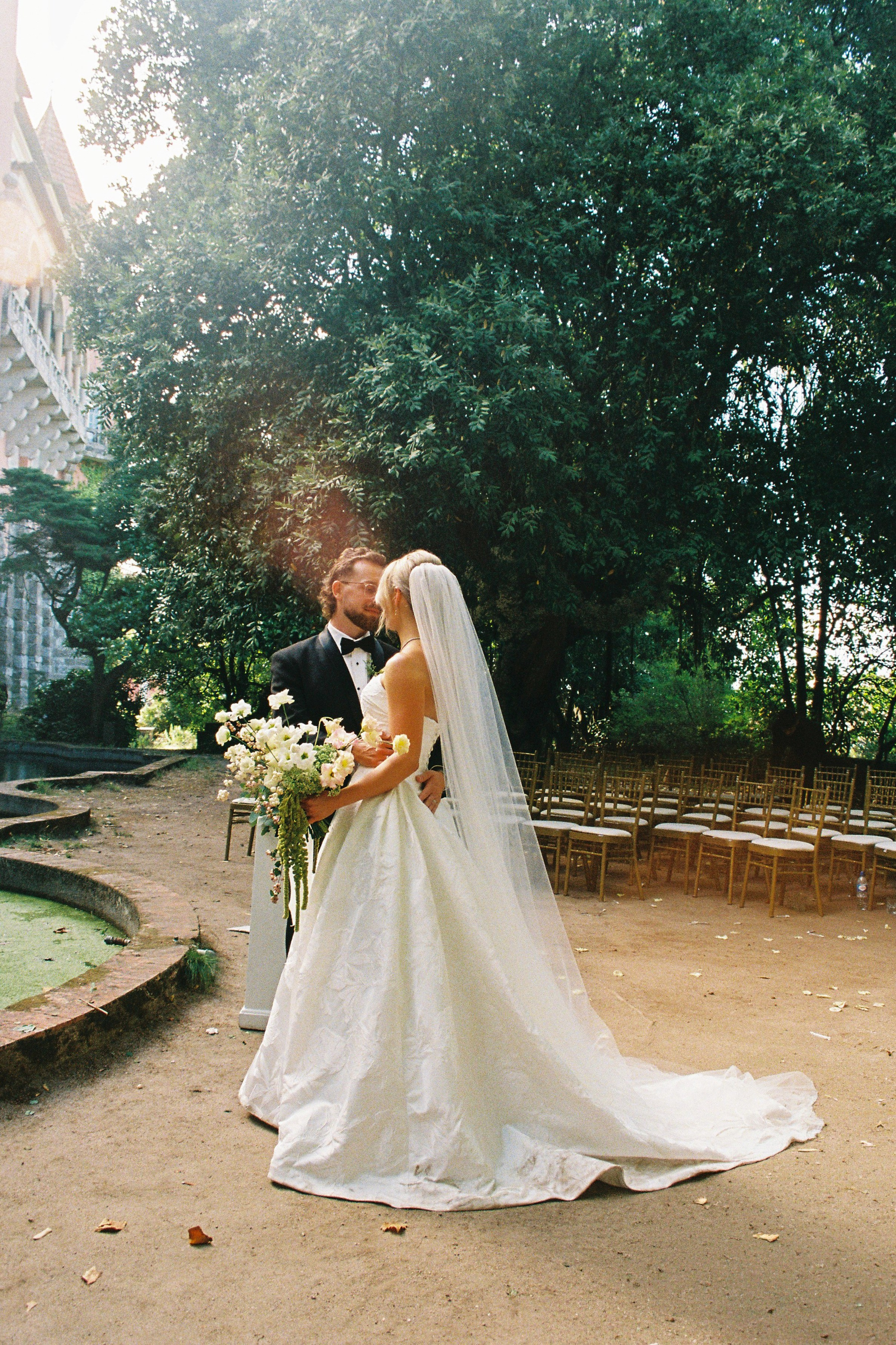 Film. Wedding photographer