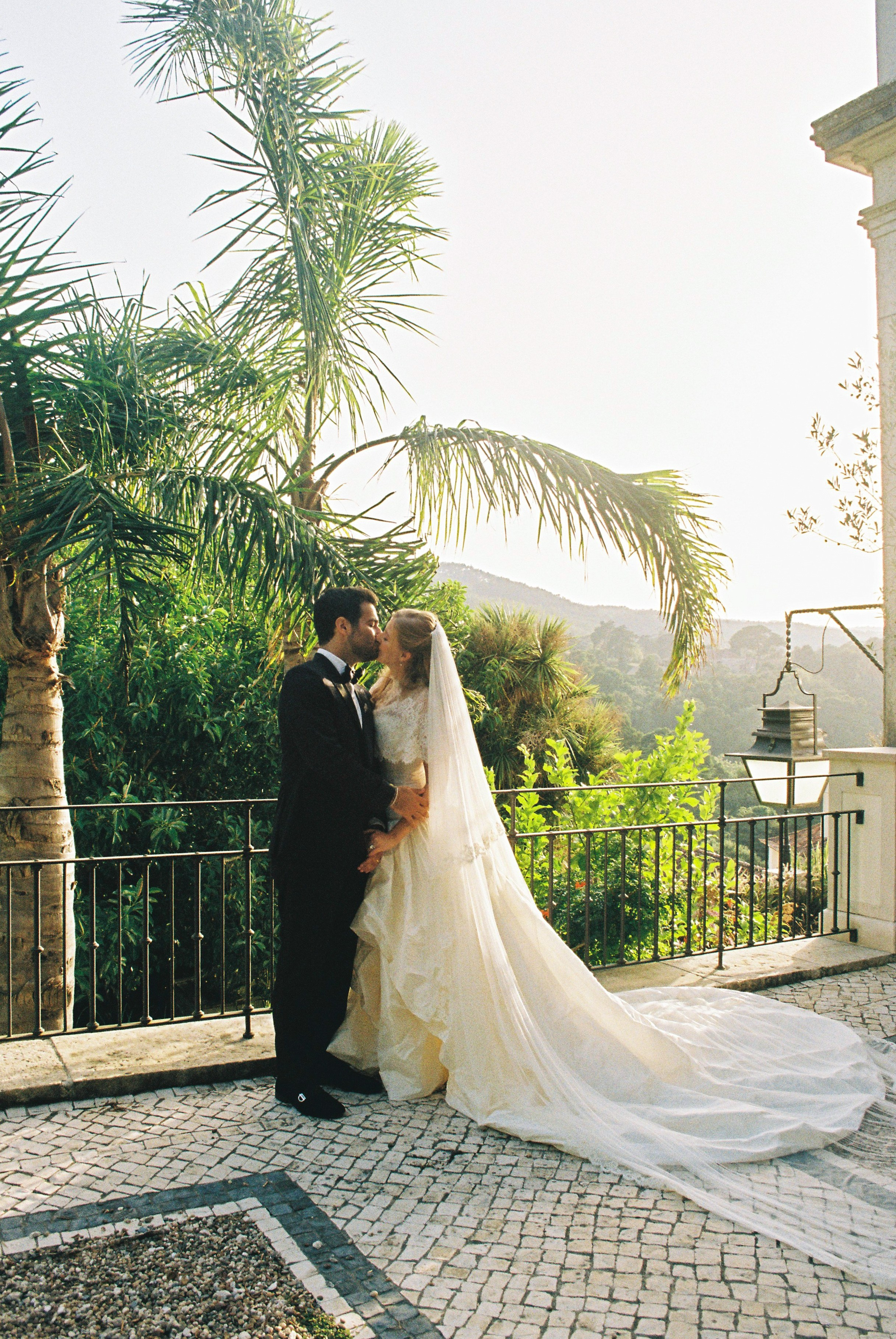 Film. Wedding photographer