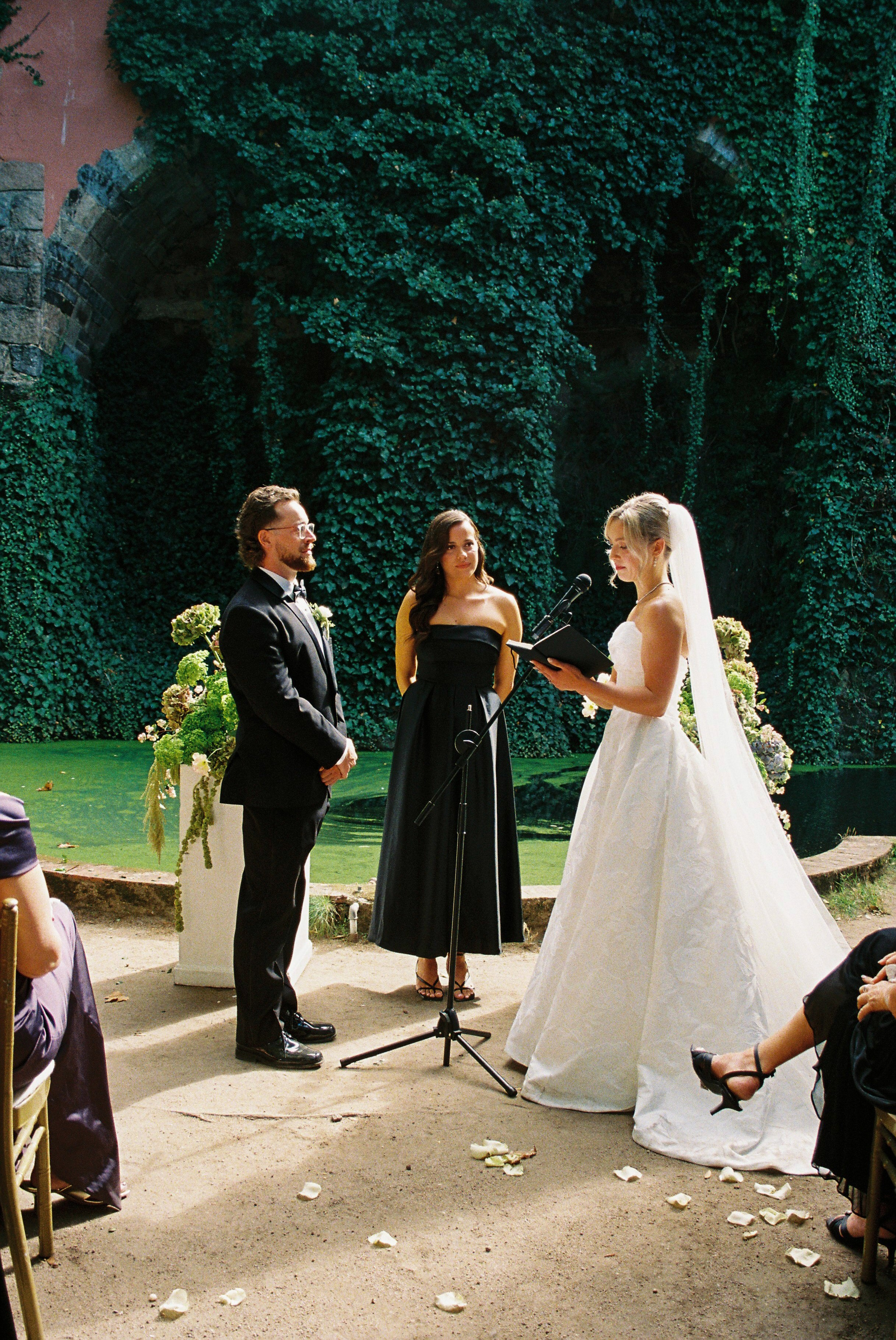Film. Wedding photographer