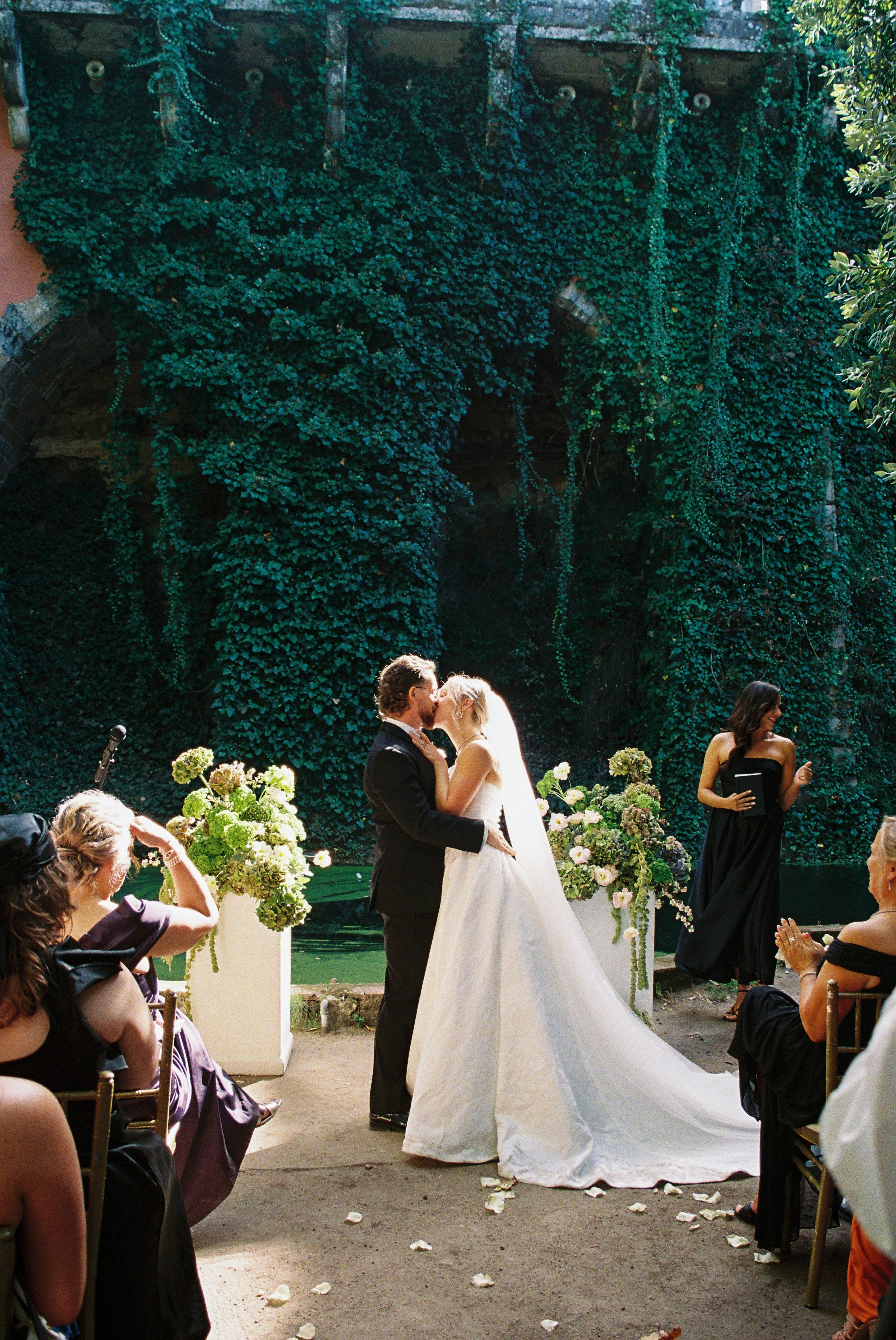 Film. Wedding photographer