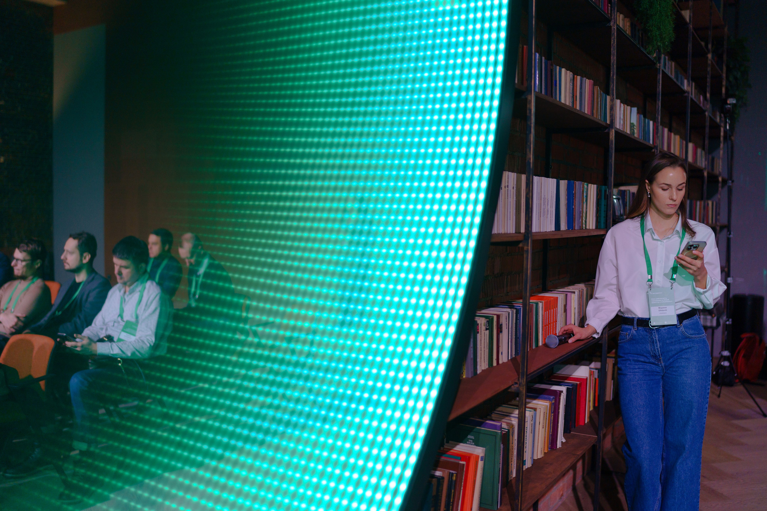 Репортажный фотограф на бизнес конференцию в Кибердом. Репортажный фотограф Москва Сергей Дружинин