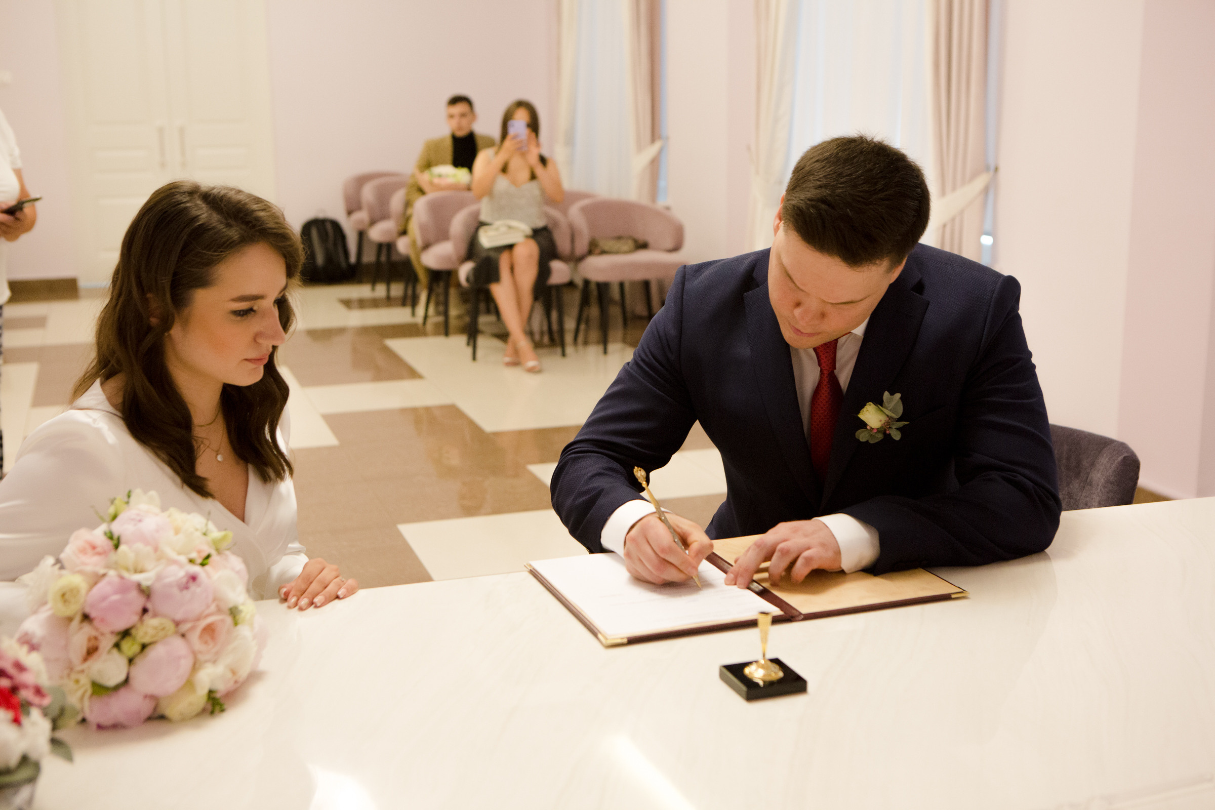 Свадебная фотосессия в Москве. Фотограф Лера Макфлай в Саратове и Красной Поляне (Сочи)