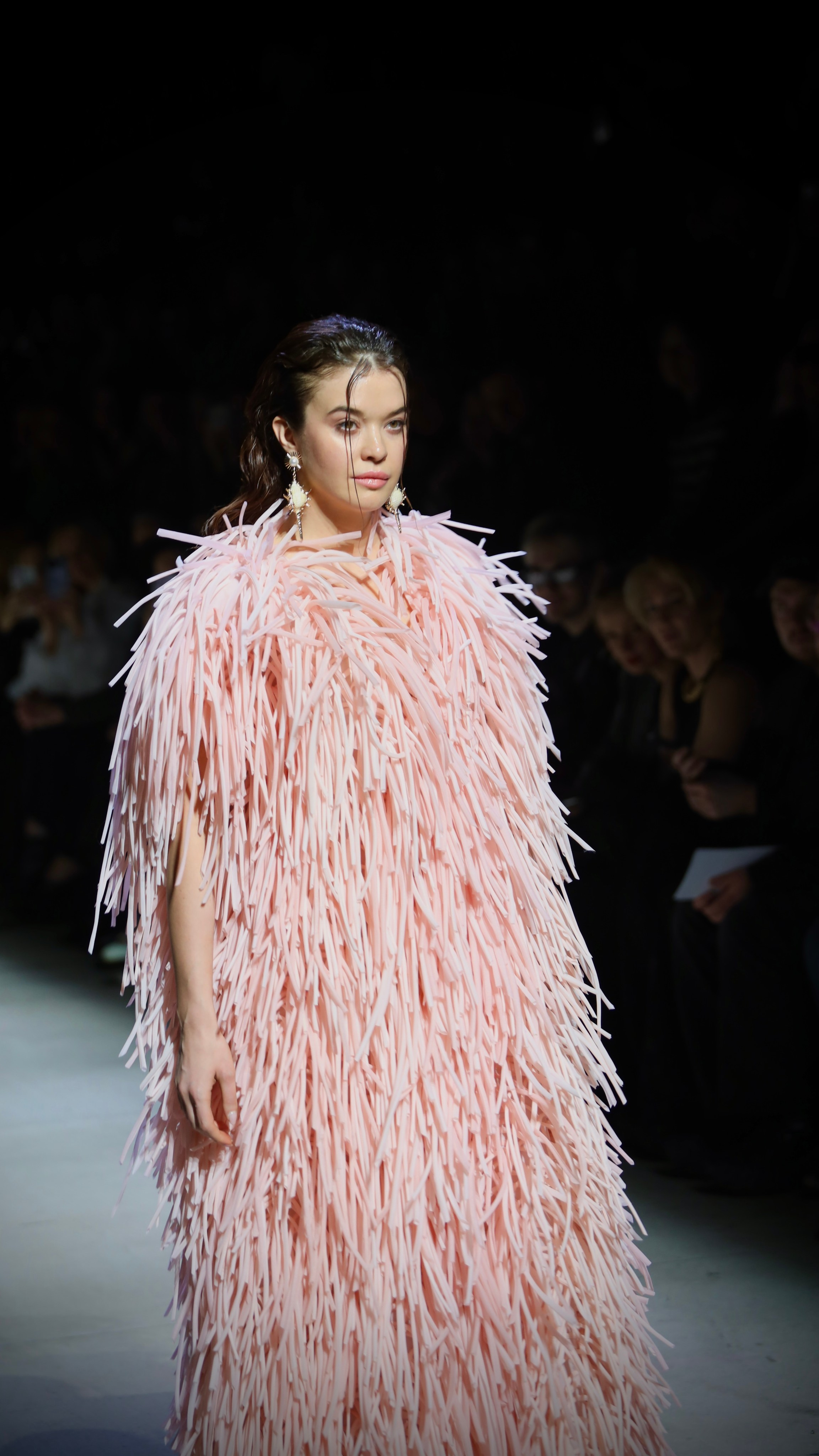 Съёмки модных показов. Фотограф в Москве — Рина Серёгина — съёмка в студии и репортаж