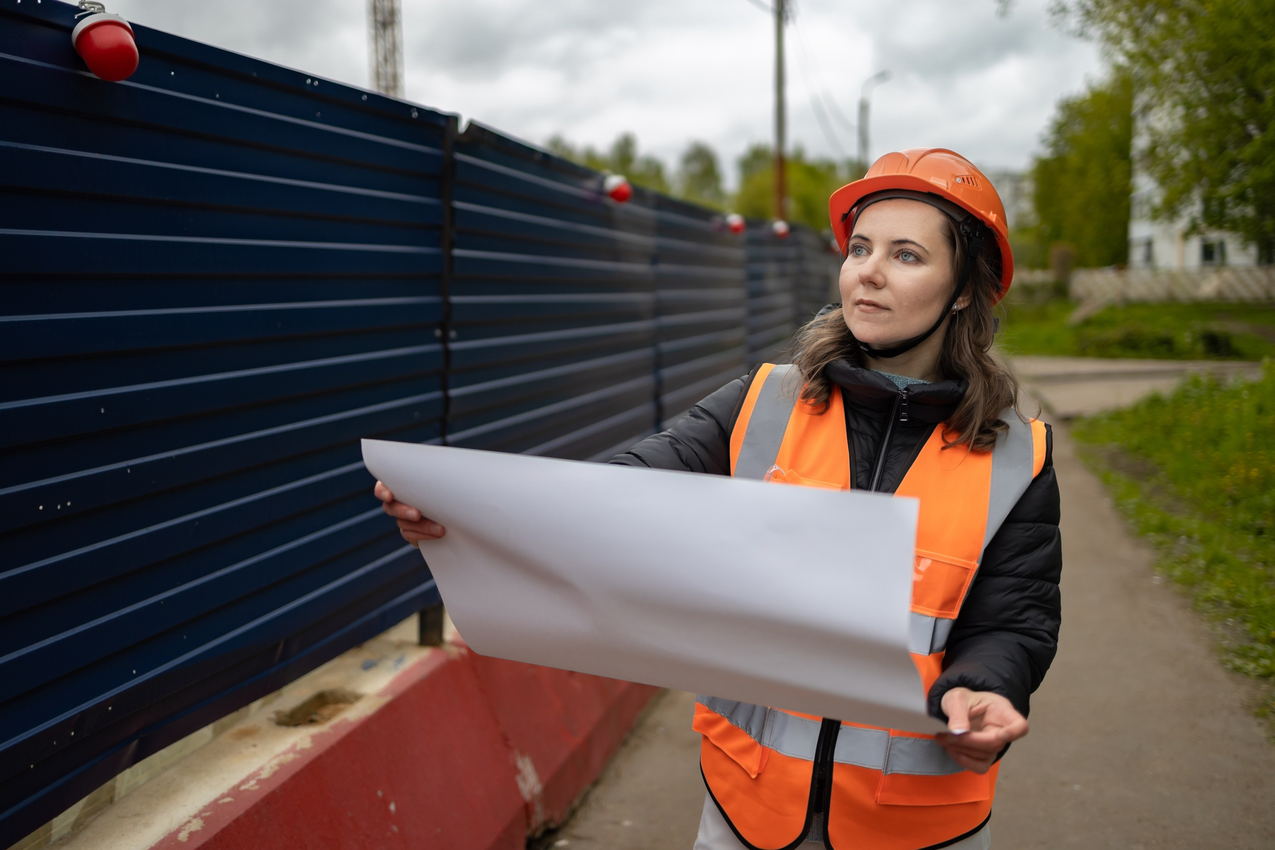 Фотосессия «Стройка» модель Ирина. Репортажный, семейный и студийный фотограф в Москве Демин Алексей