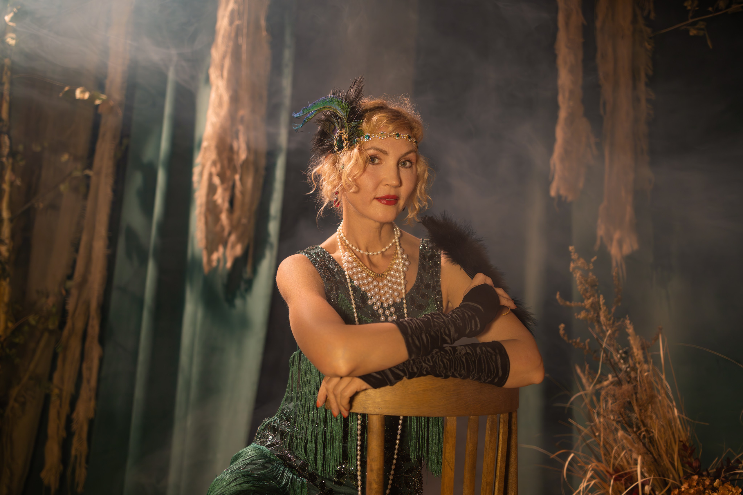 Оксана. Заброшенный театр. Репортажный, семейный и студийный фотограф в Москве Демин Алексей