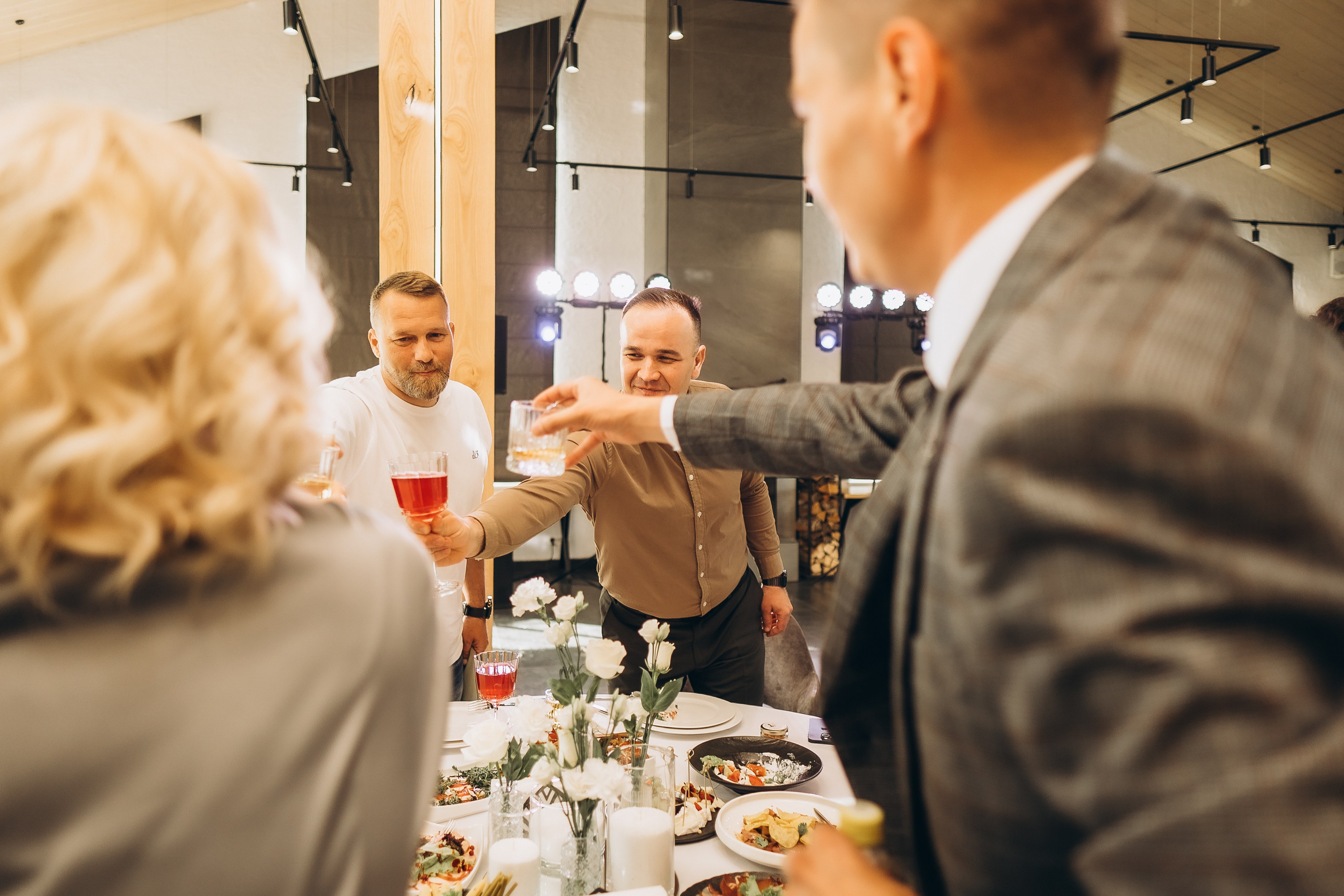 Выездная регистрация+банкет. Фотограф ПИТЕР СПБ Надежда Баранова