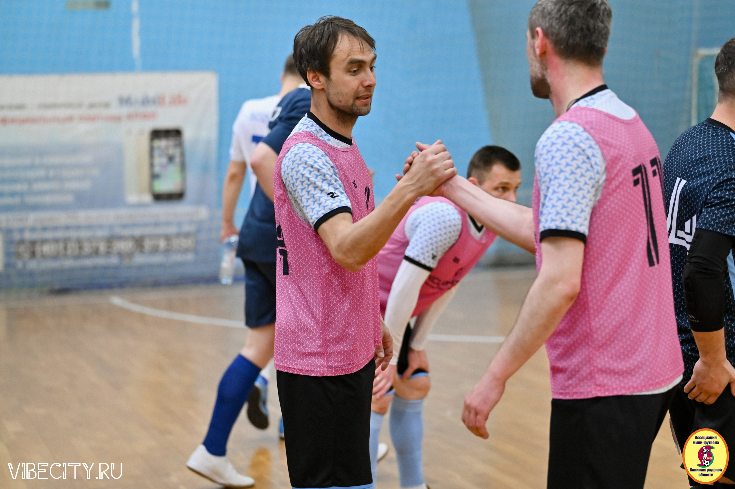 8 тур Корпоративной Бизнес-Лиги по футзалу. VIBECITY.RU Вайб Сити Ру Фоторепортажи Фотоотчеты Калининград