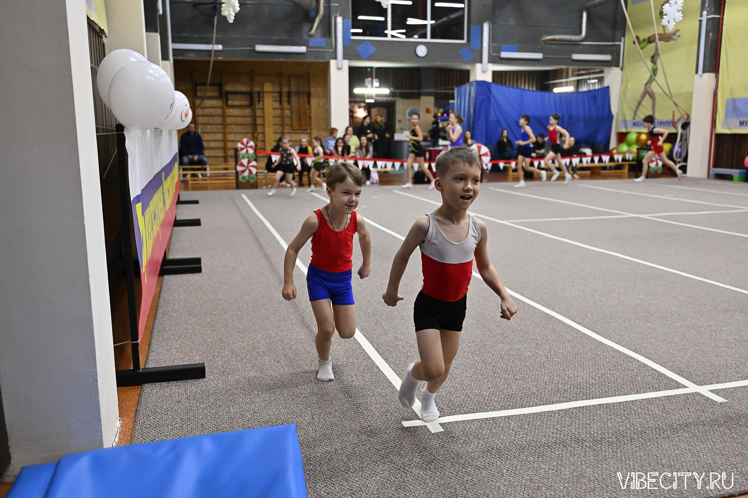 Контрольная тренировка по спортивной гимнастике. VIBECITY.RU Вайб Сити Ру Фоторепортажи Фотоотчеты Калининград