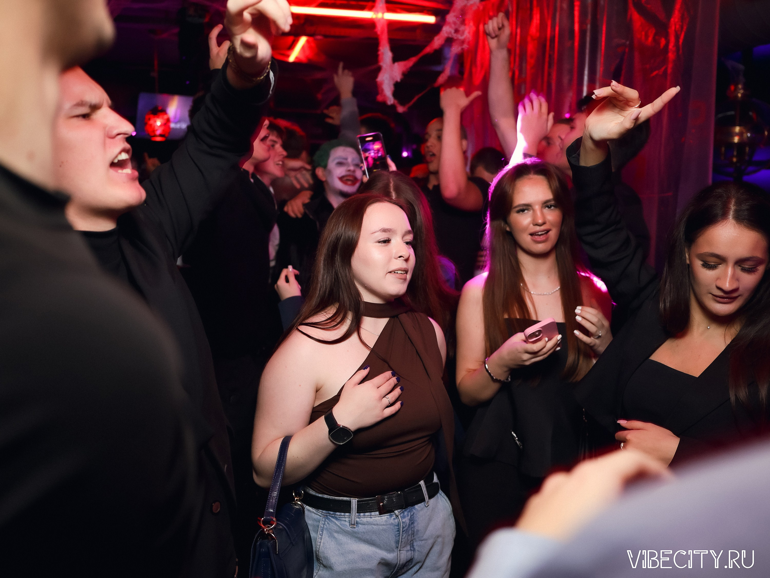 DOUBLE U. VIBECITY.RU Вайб Сити Ру Фоторепортажи Фотоотчеты Калининград