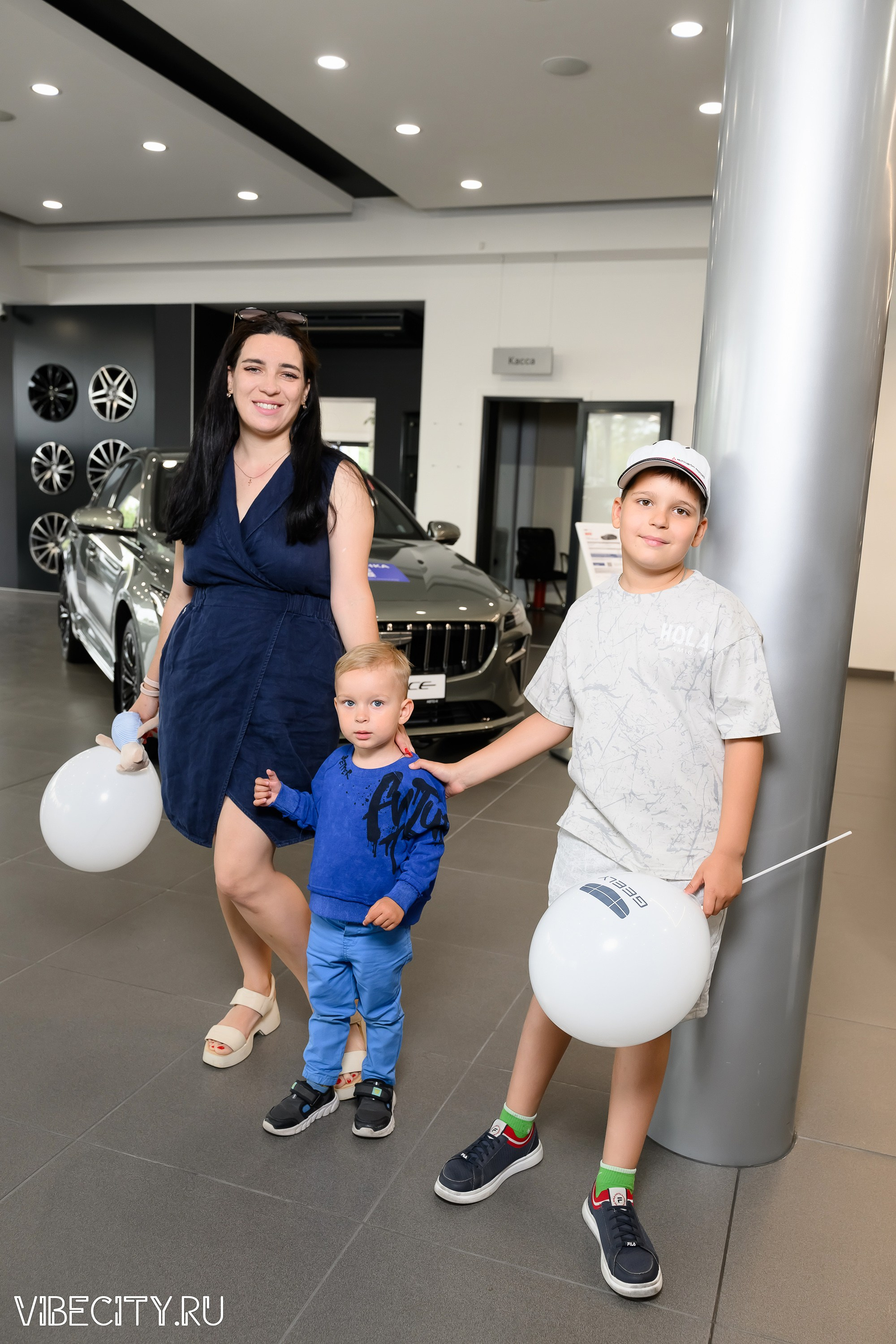 Презентация Geely Manjaro. VIBECITY.RU Вайб Сити Ру Фоторепортажи Фотоотчеты Калининград