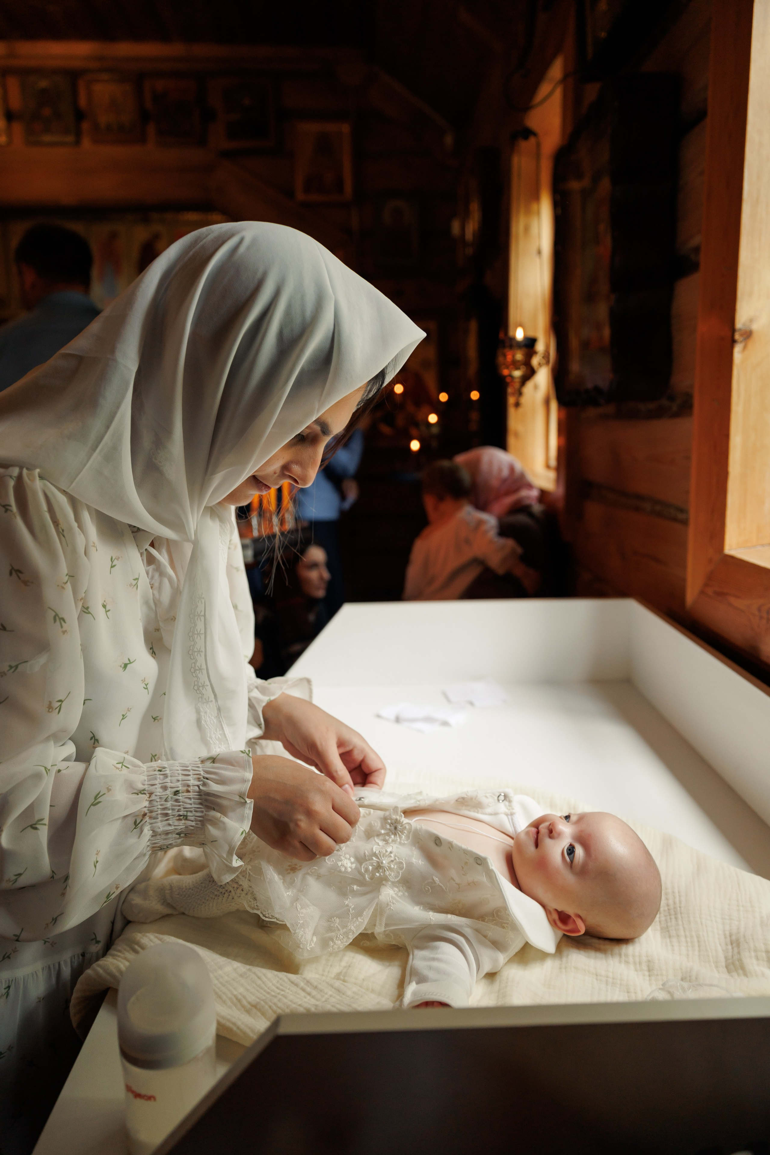 Крещение в Храме святых Новомучеников и Исповедников Российских. Фотограф Валерия Горбунова Подольск Бутово Видное Щербинка