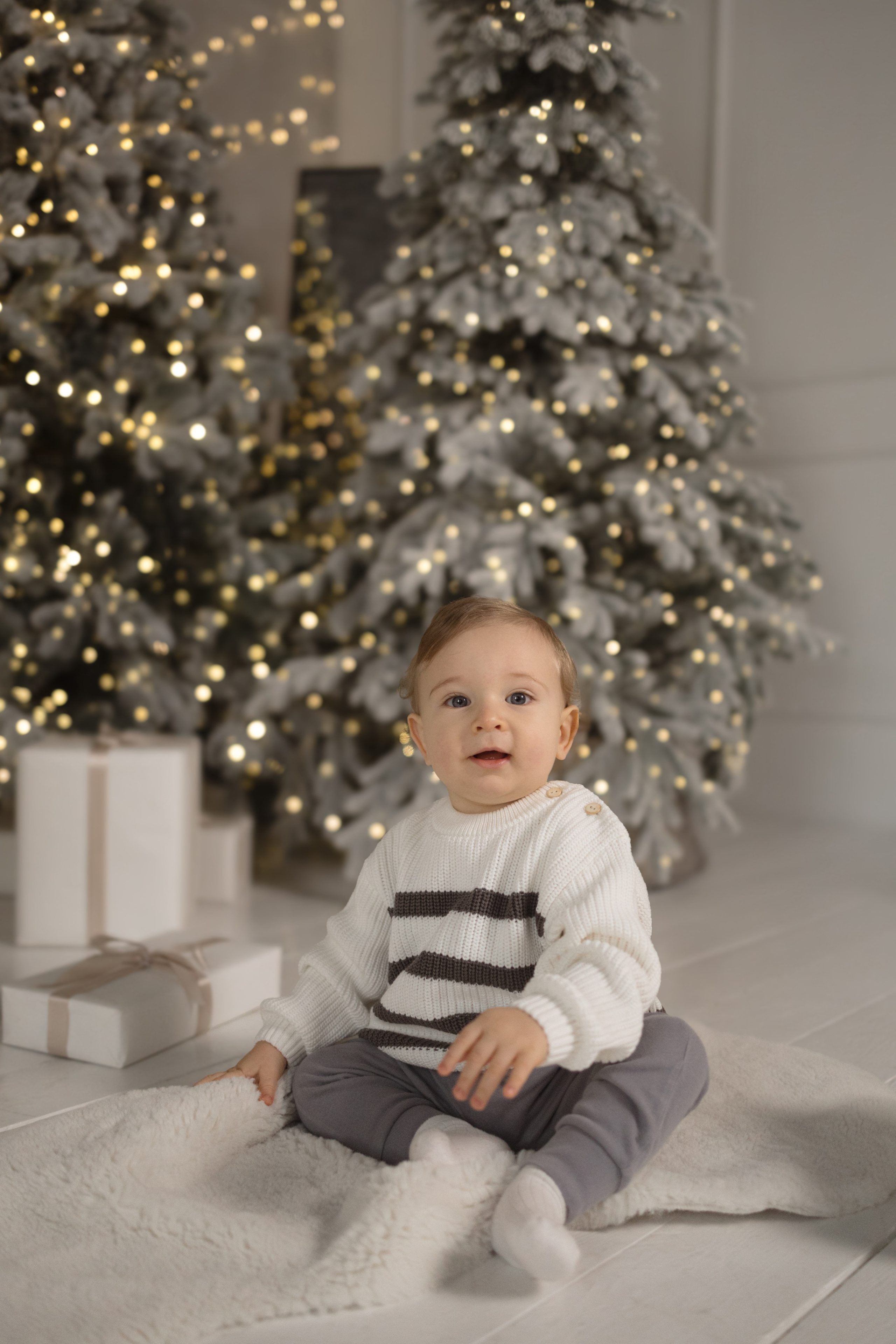 Новогодняя съемка в Историях (зал Мидл). Фотограф беременности и новорожденных в Красноярске Вета Ланская