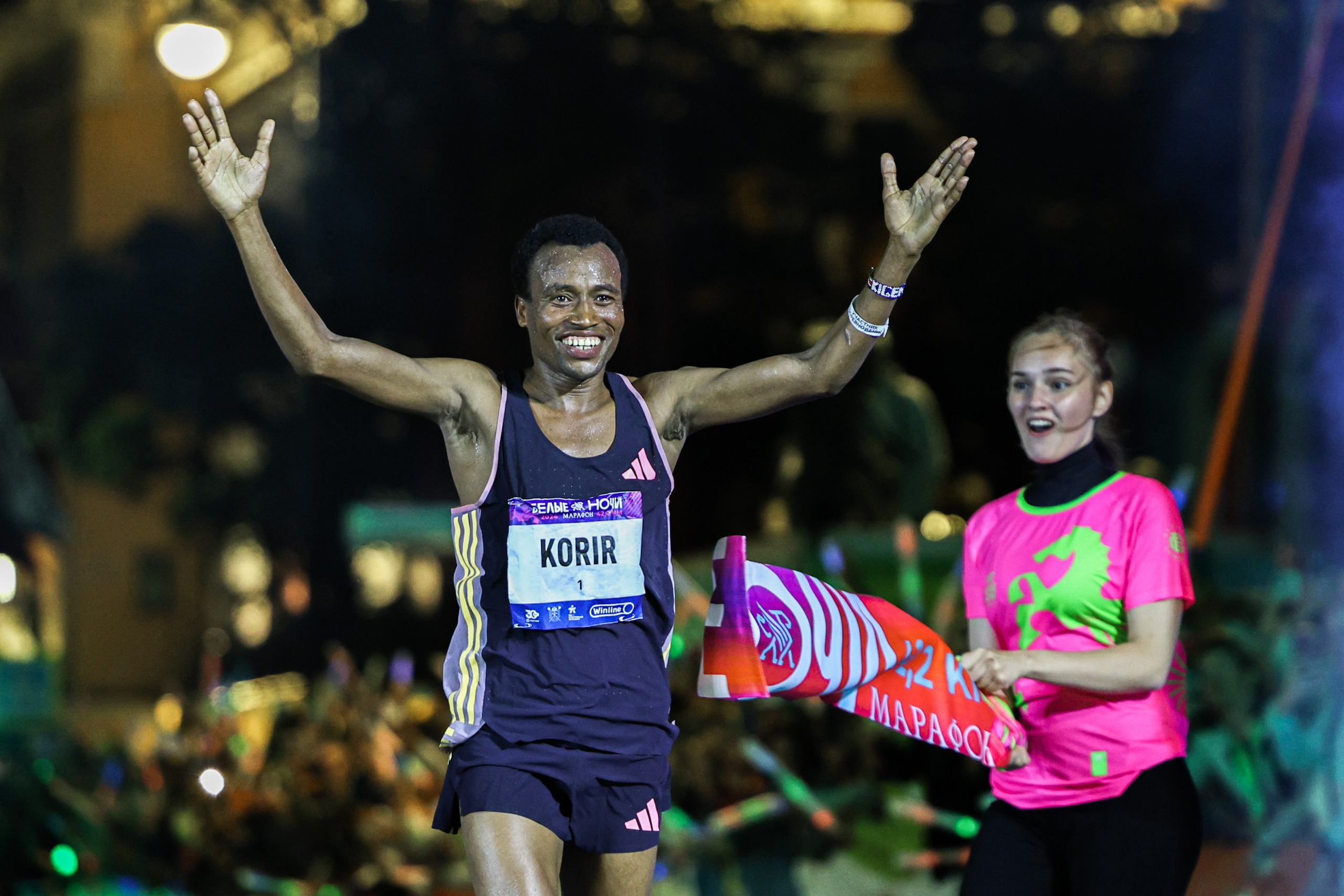 Марафон «Белые ночи». Профессиональный спортивный фотограф в Санкт-Петербурге