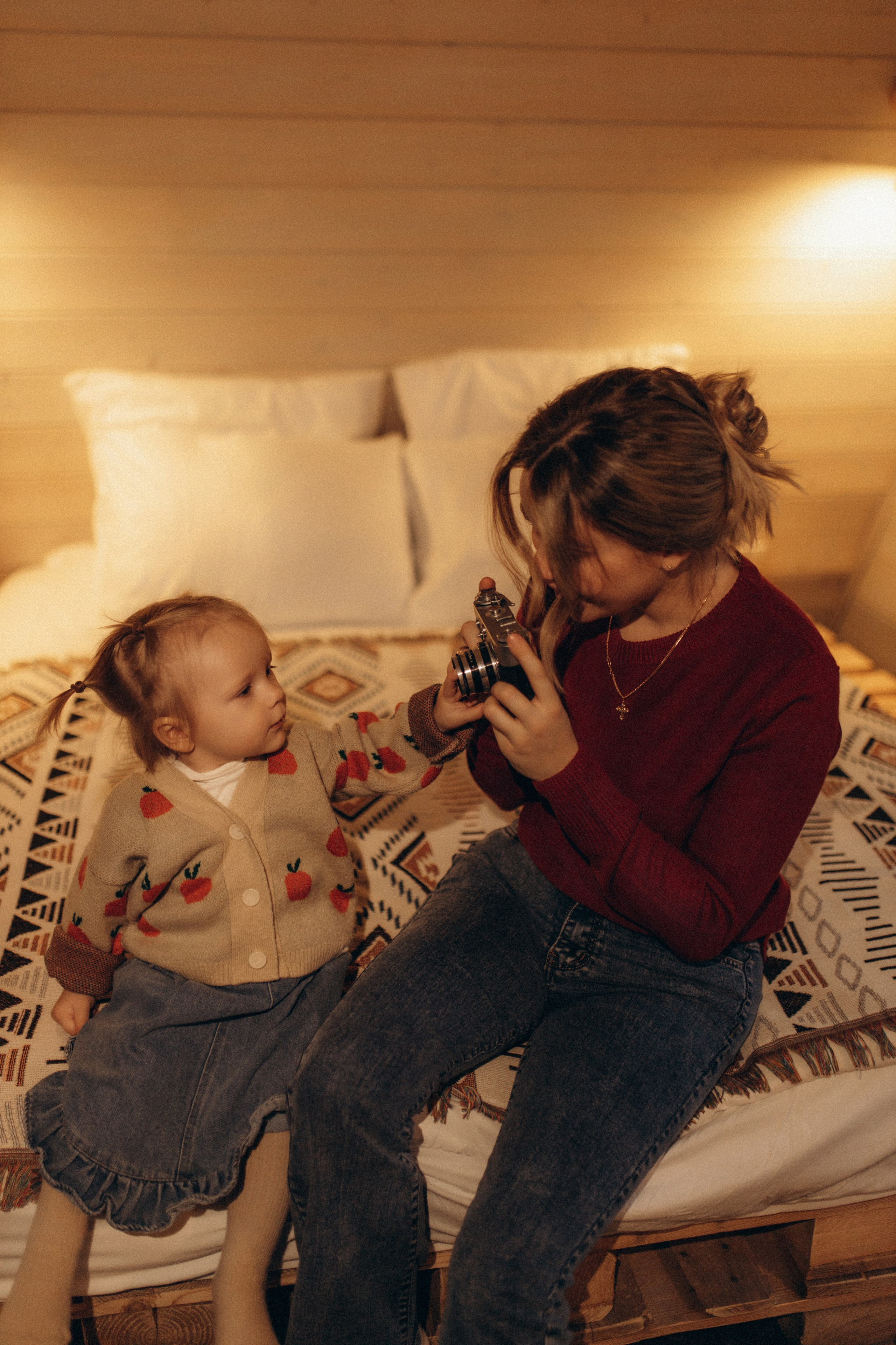 Алиса и мама. Семейный фотограф Губкин/Старый Оскол